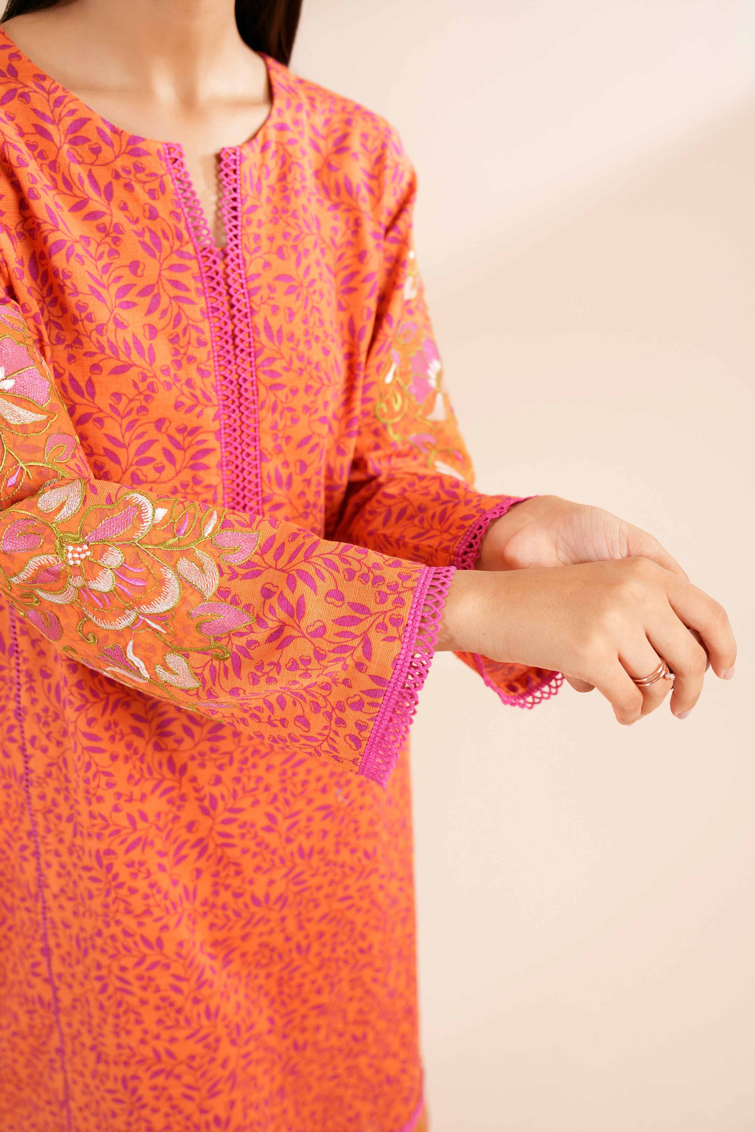 NishatUK - Green Embroidered Khaddar 3-piece unstitched Suit