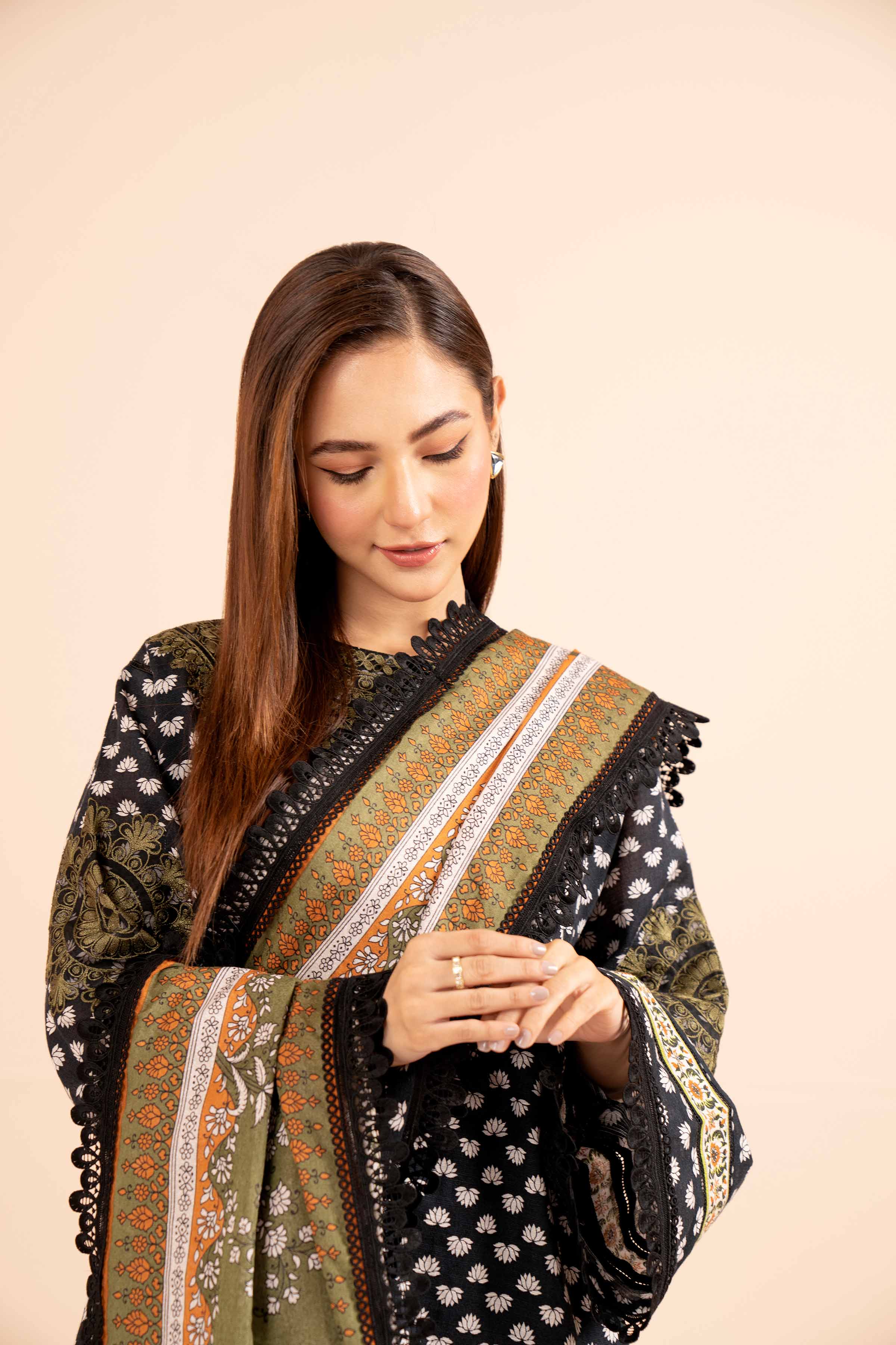 NishatUK - Green Embroidered Khaddar 3-piece unstitched Suit