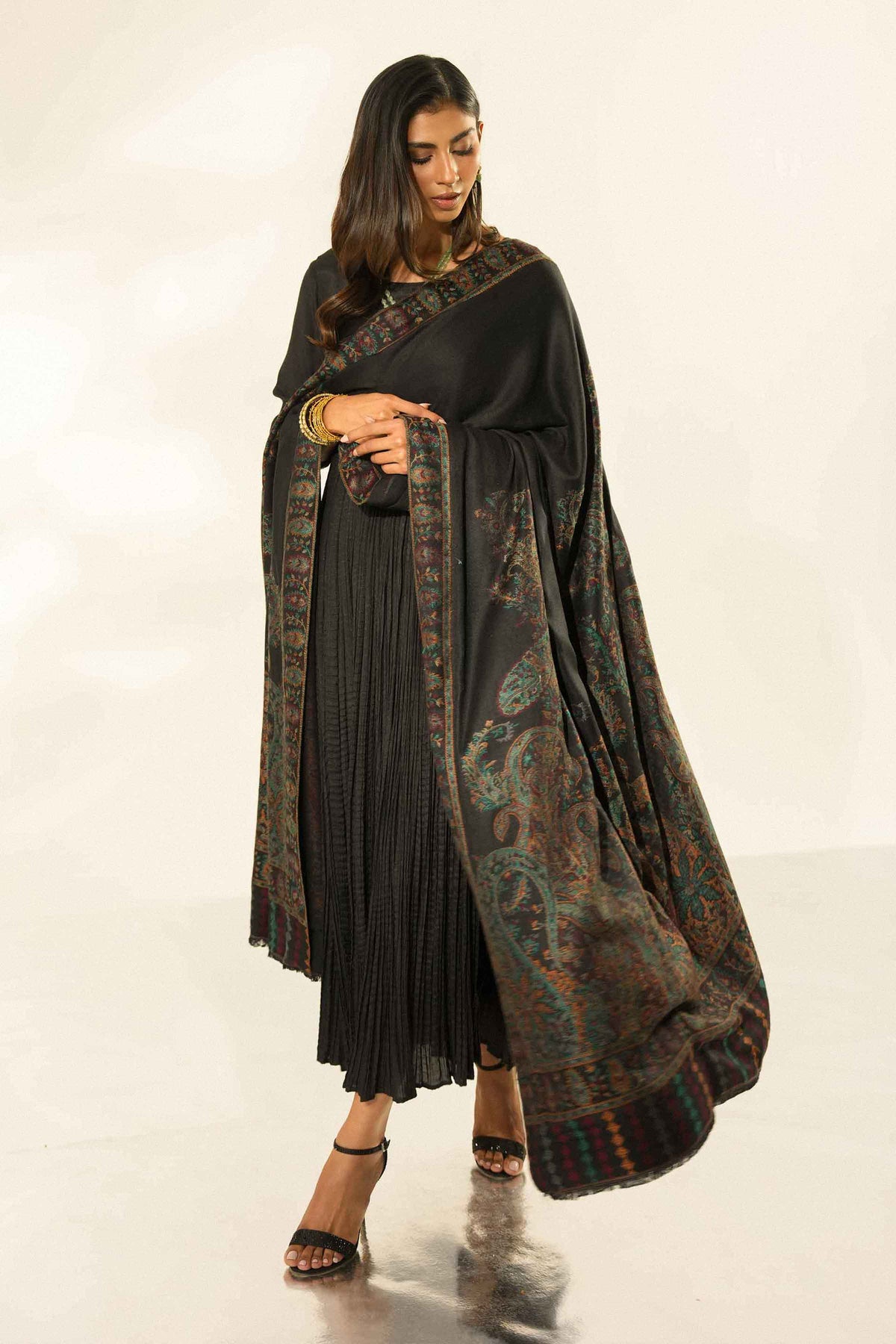 Nishat UK - Black Embroidered Jacquard Shawl 1 Piece ready to wear luxury shawl