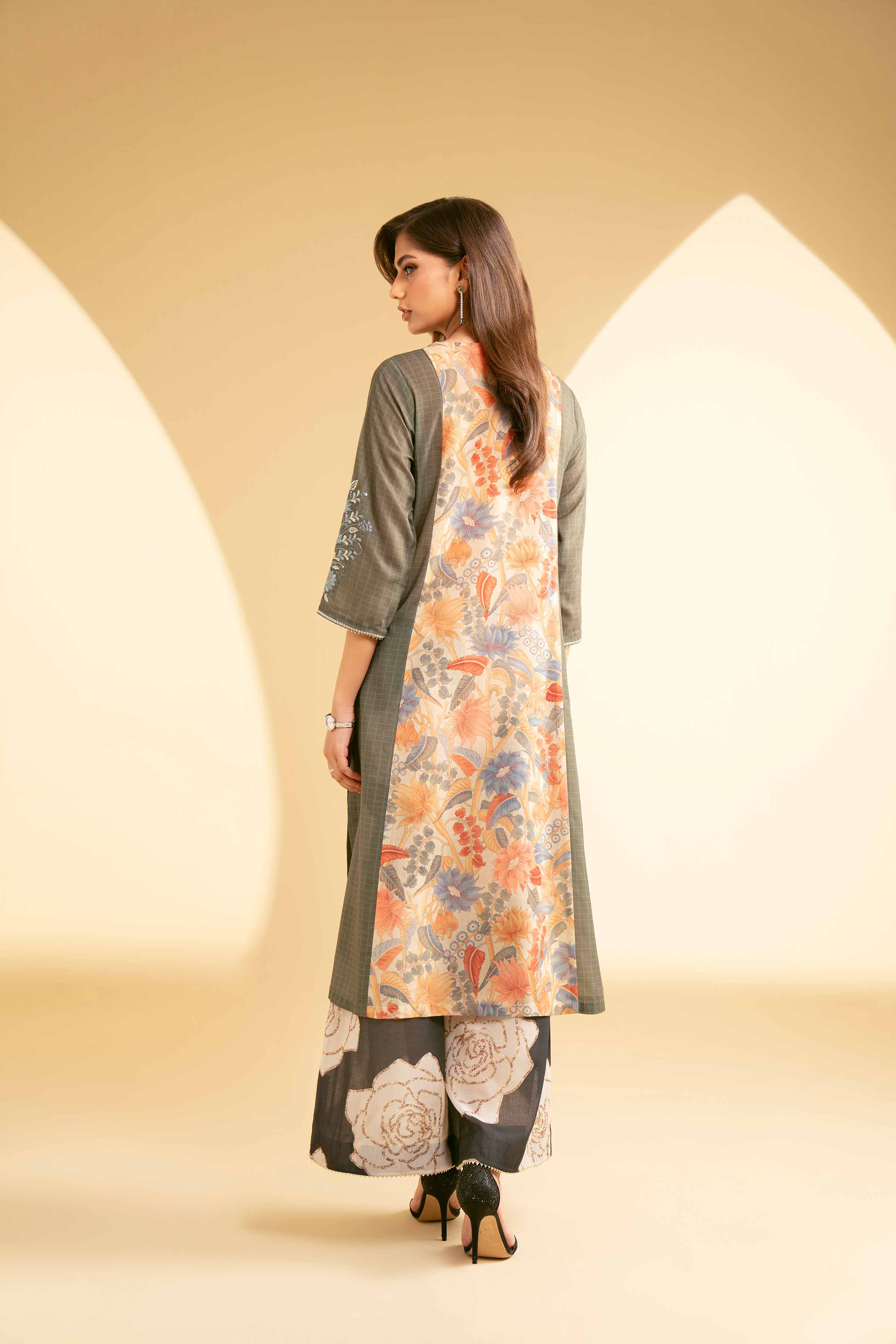 NishatUK - Green Embroidered Lawn 2-piece ready to wear Luxury Dress