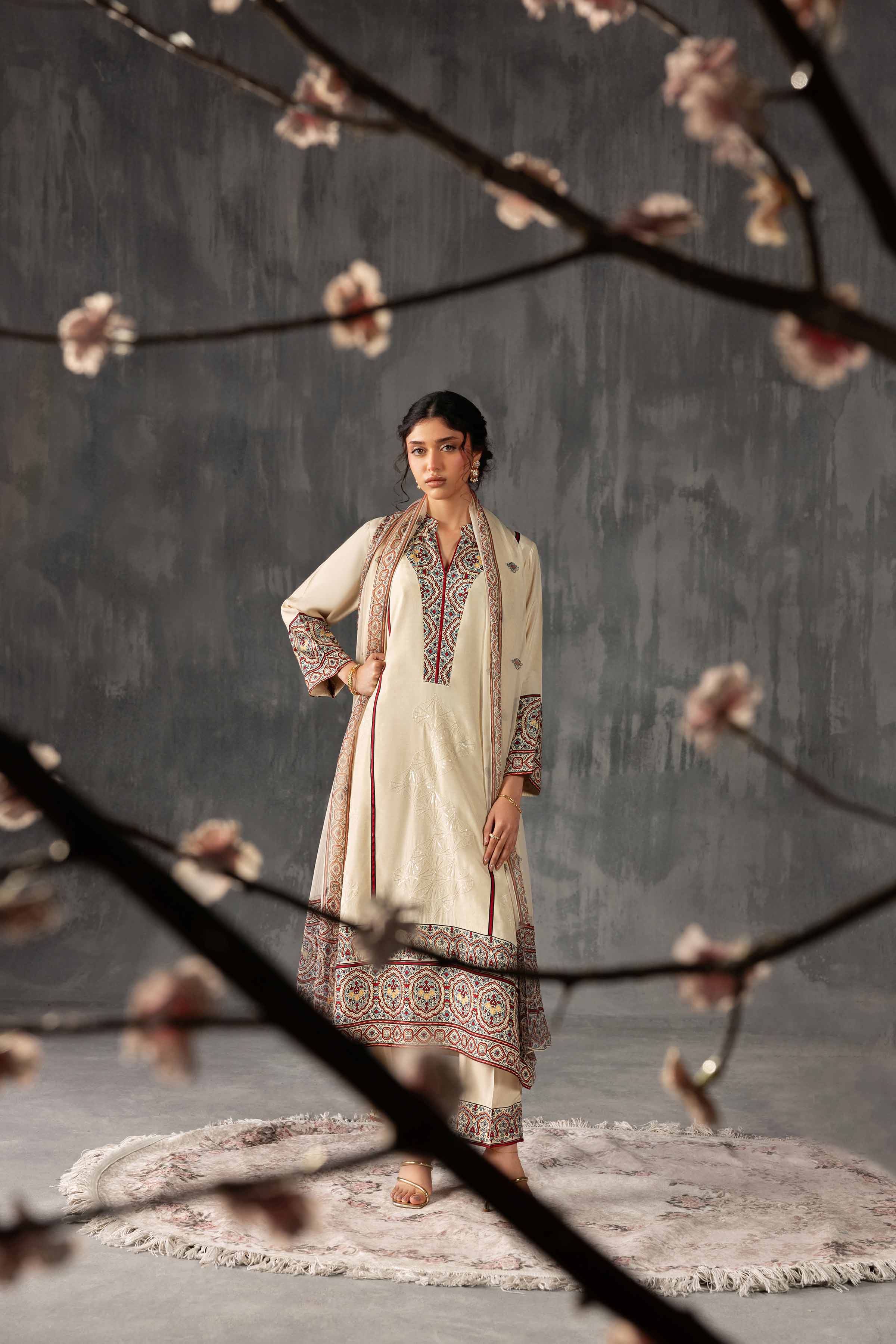 Nishat UK - Off White Embroidered Silk 3 Pieces ready To Wear luxury Suit