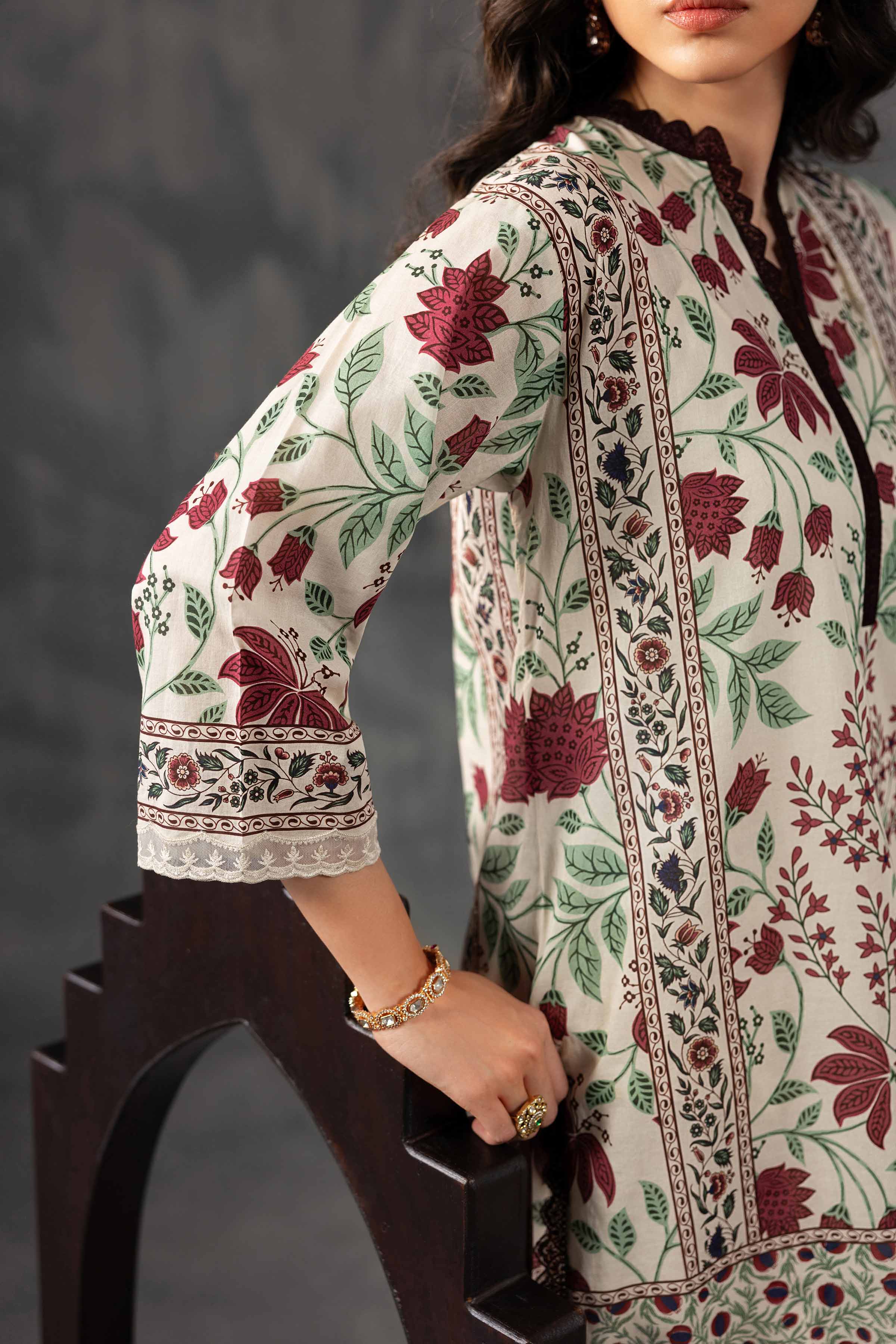 Nishat UK - Off White Printed Lawn 3-piece ready to wear luxury Suit