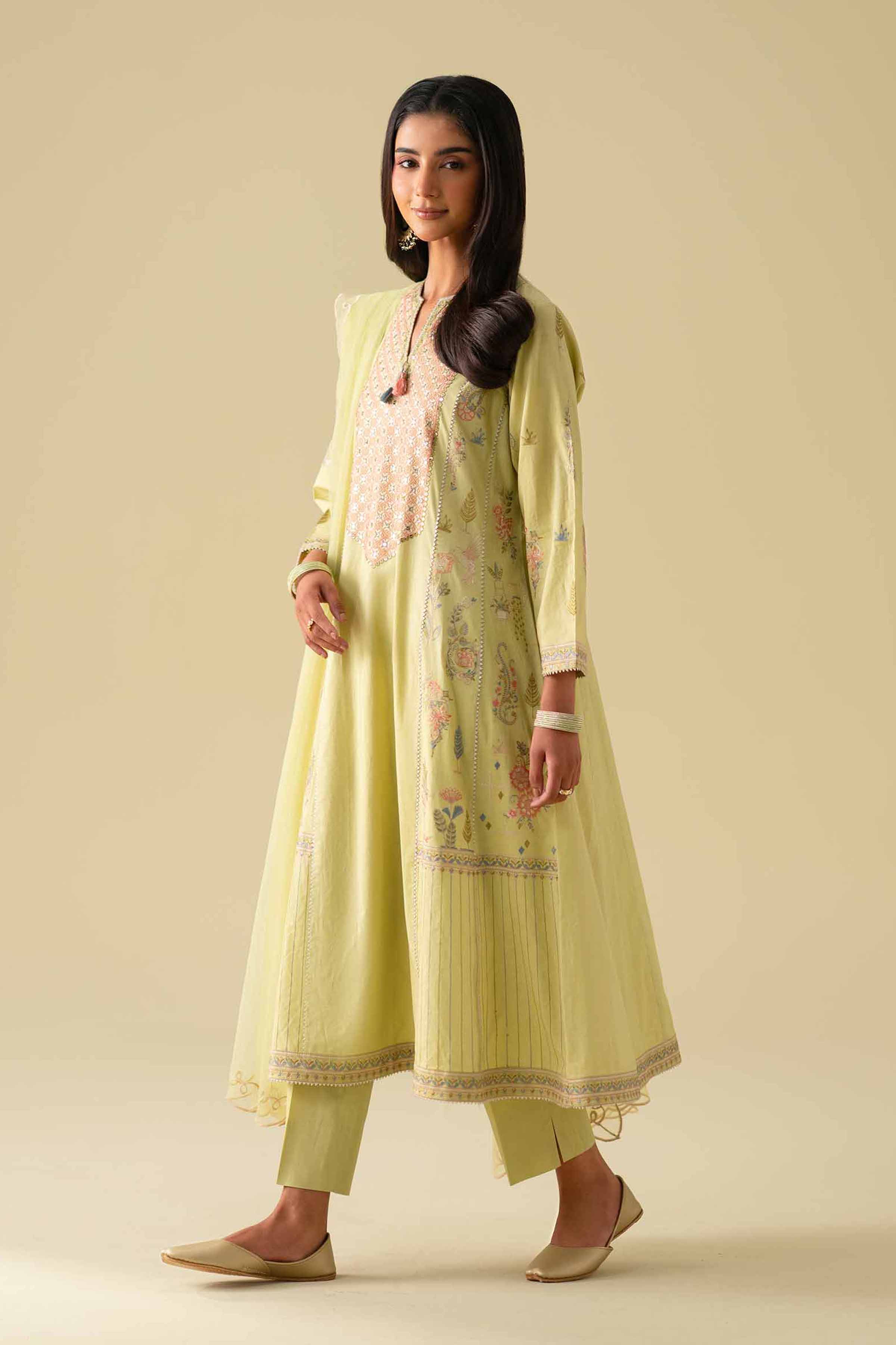 Nishat UK - Green Embroidered Cambric 3 Pieces ready to wear Suit