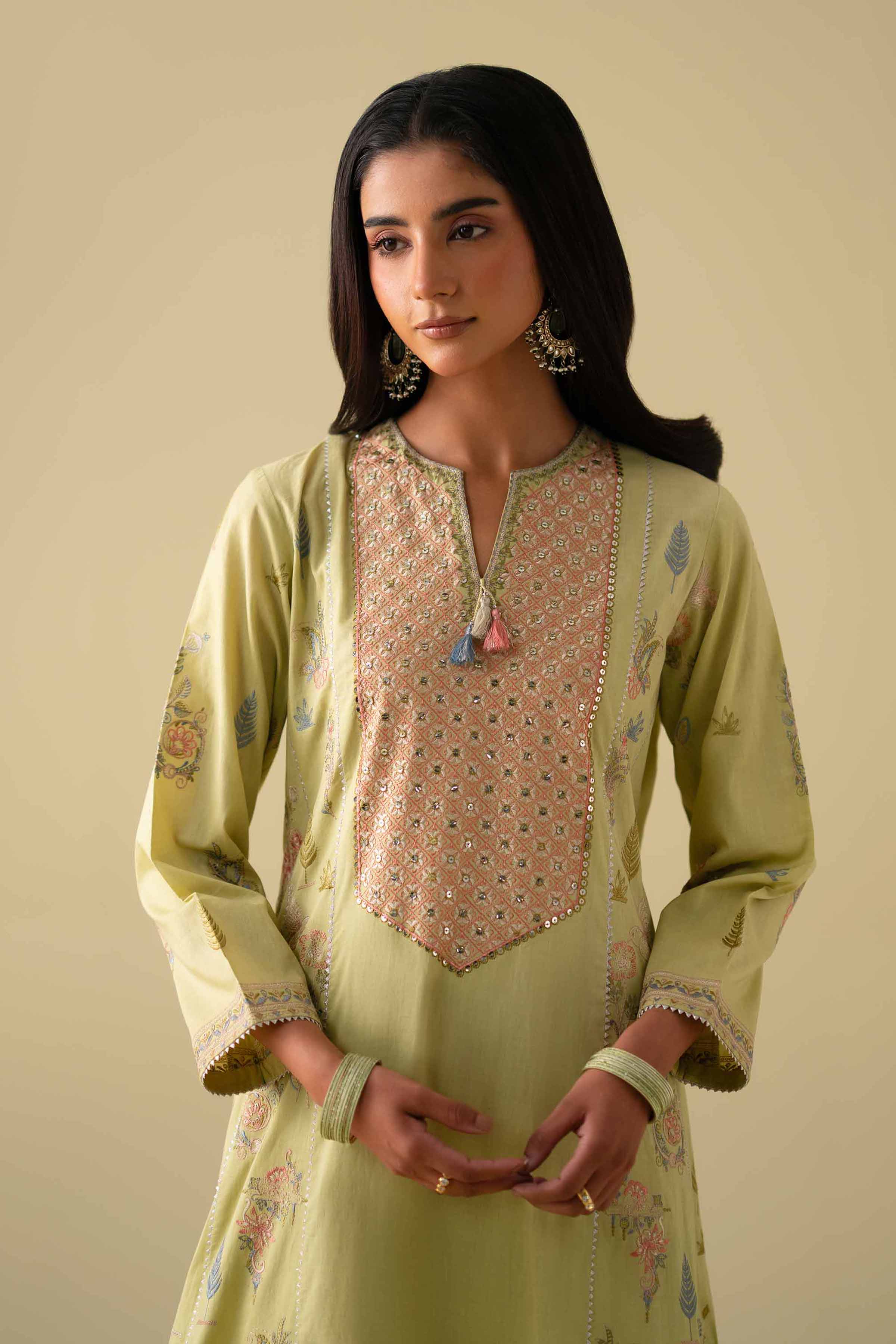 Nishat UK - Green Embroidered Cambric 3 Pieces ready to wear Suit