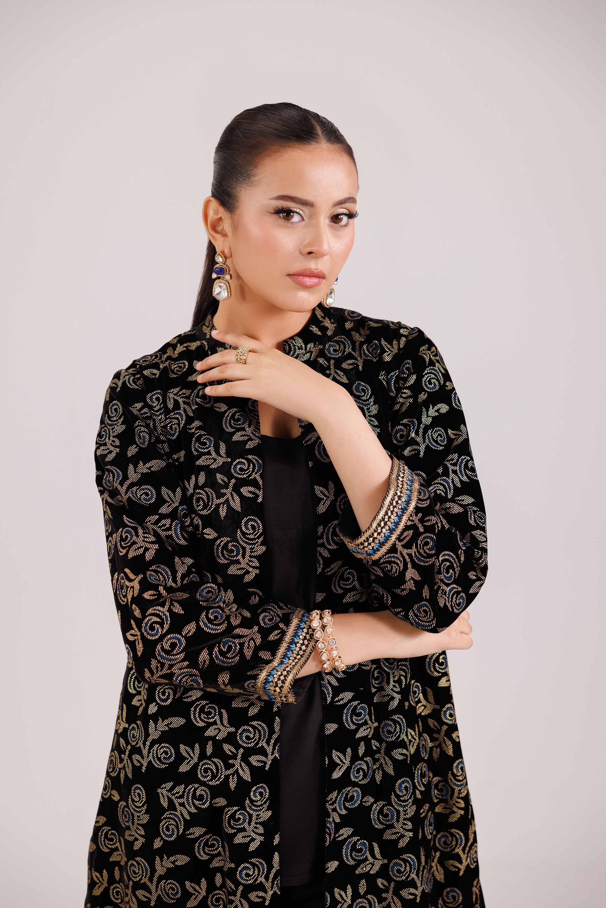 NishatUK - Black Embroidered Velvet 3-piece ready to wear-luxury Suit