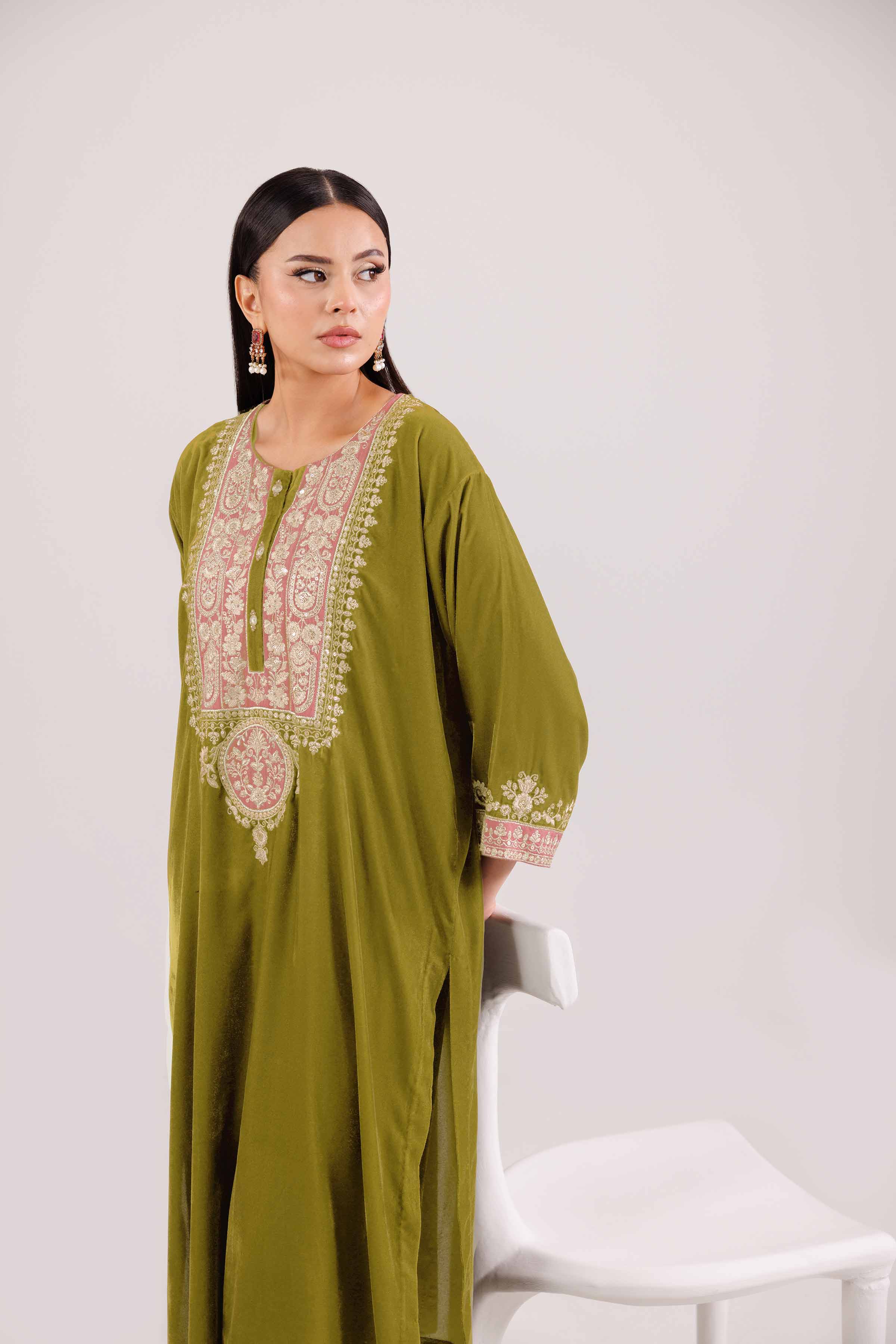 Nishat UK - 2 Piece - Embroidered Suit - KFW25-30