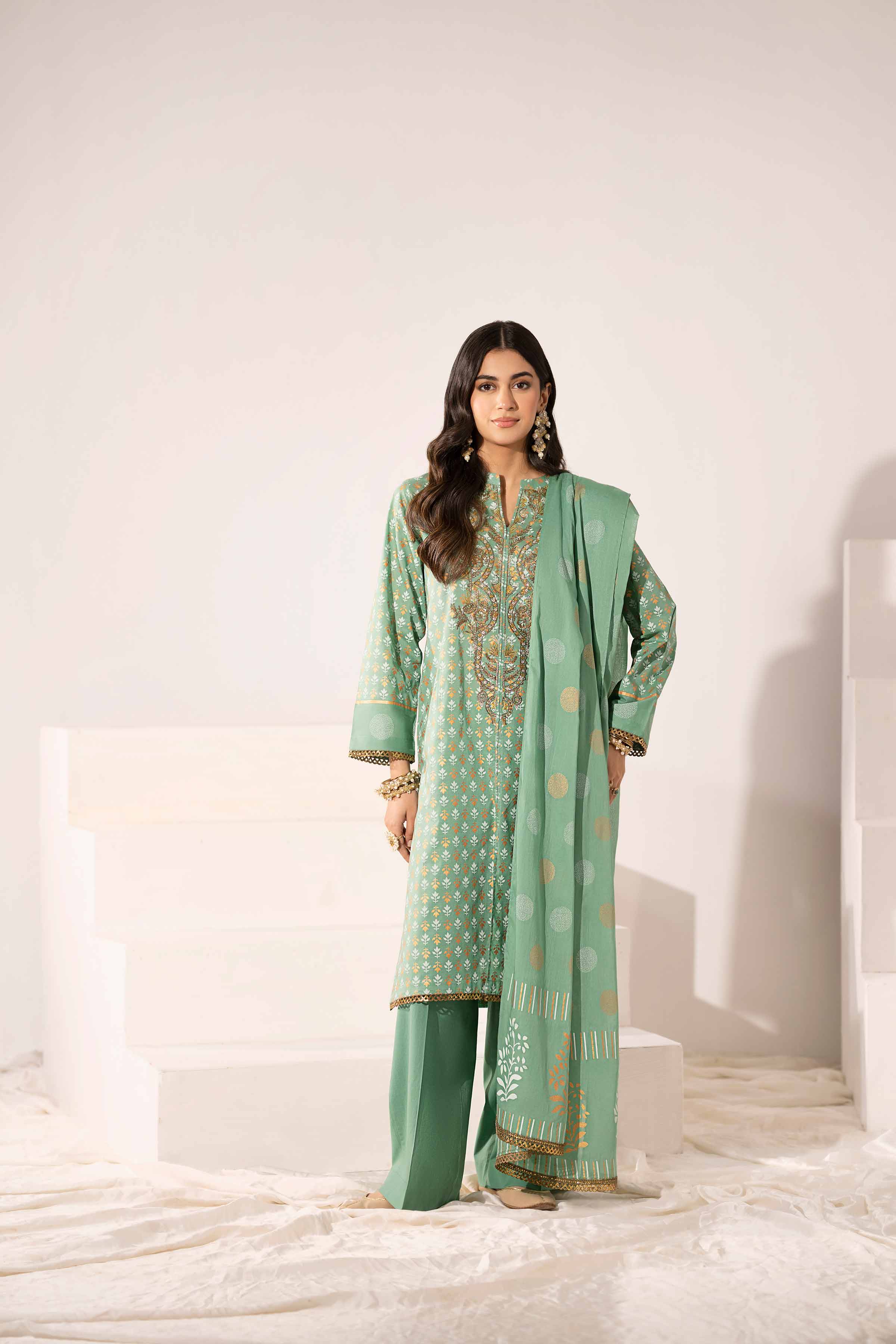 NishatUK - Green Embroidered Lawn 3-piece ready to wear Suit
