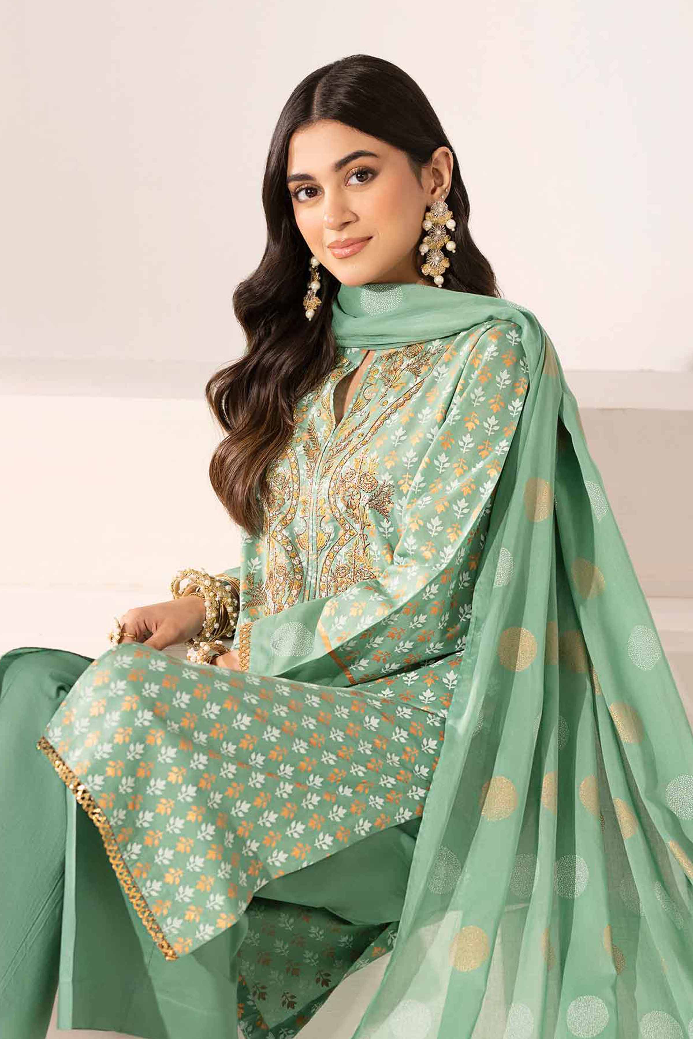 NishatUK - Green Embroidered Lawn 3-piece ready to wear Suit