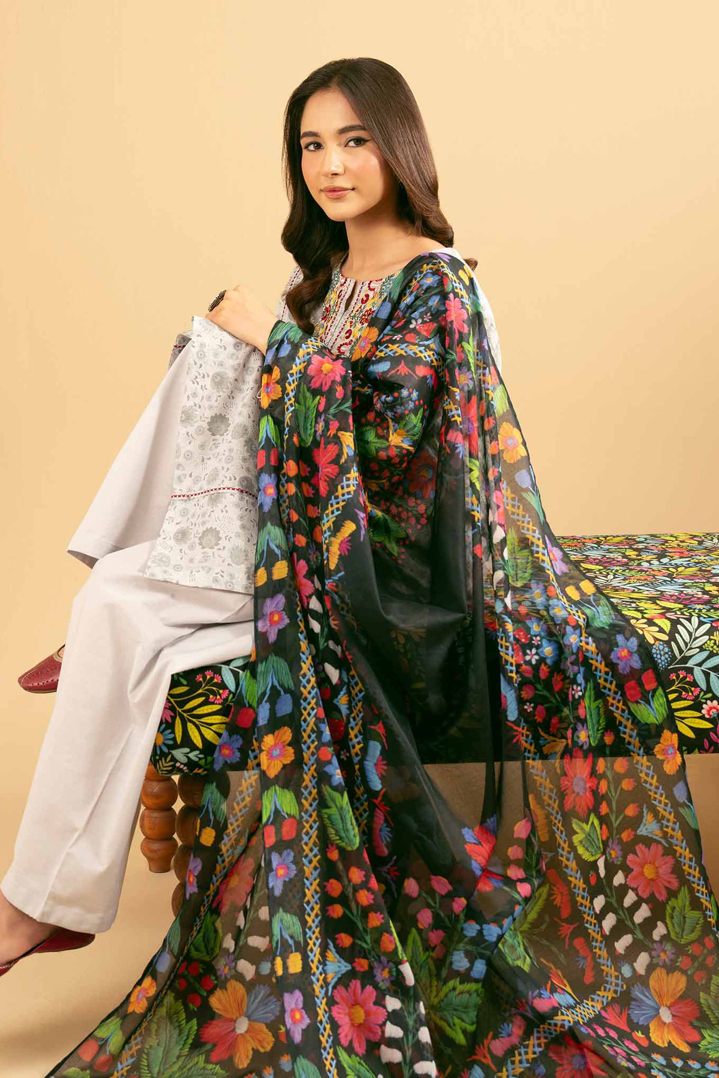 NishatUK - Grey Embroidered Lawn 3-piece ready to wear Suit