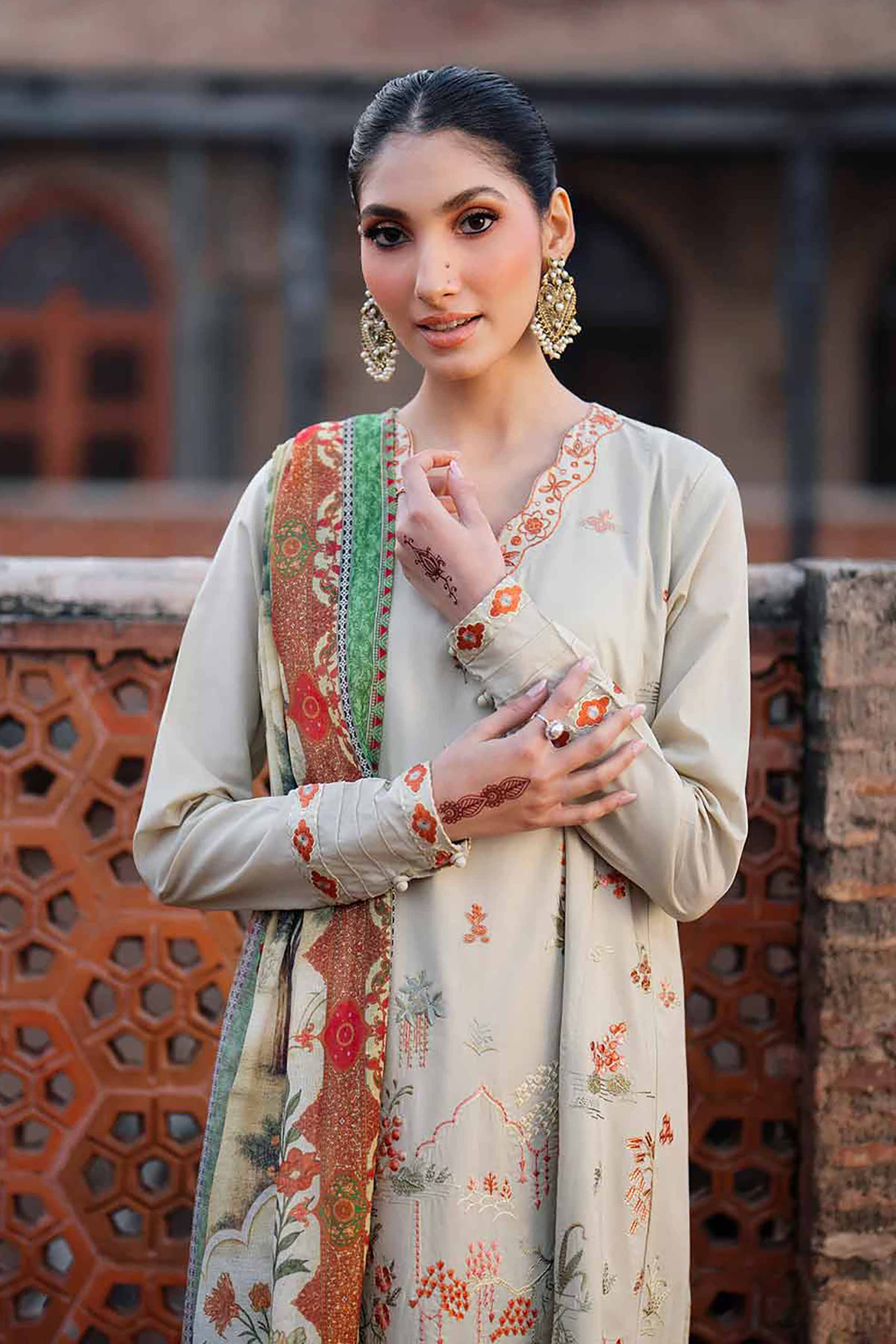 NishatUK - Green Embroidered Cambric 3-piece ready to wear Suit