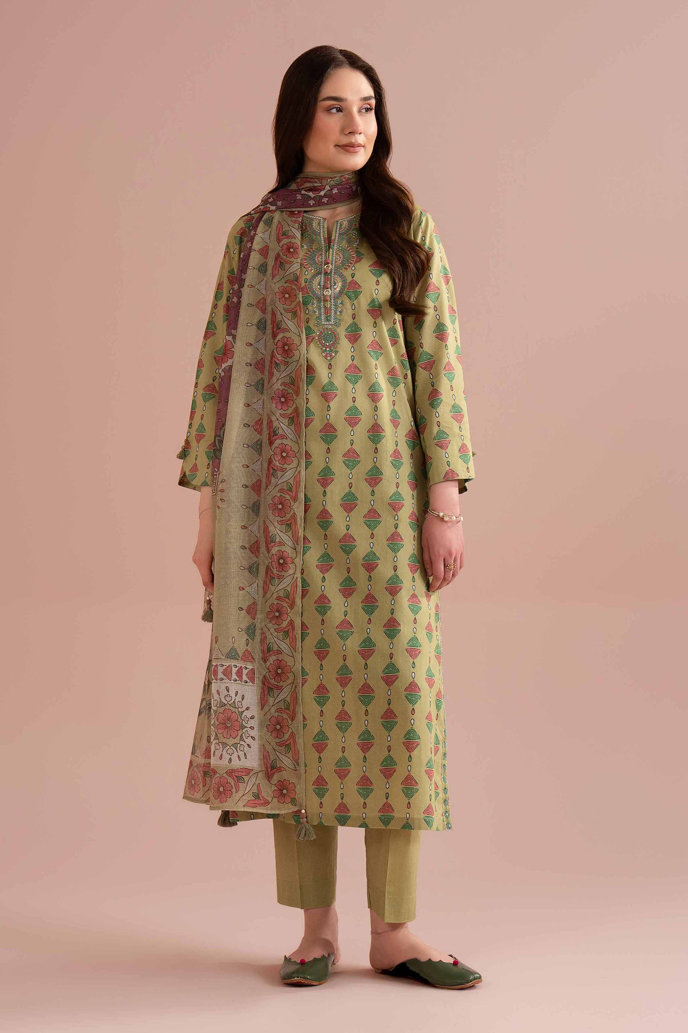 NishatUK - Green Embroidered Lawn 3-piece ready to wear Suit
