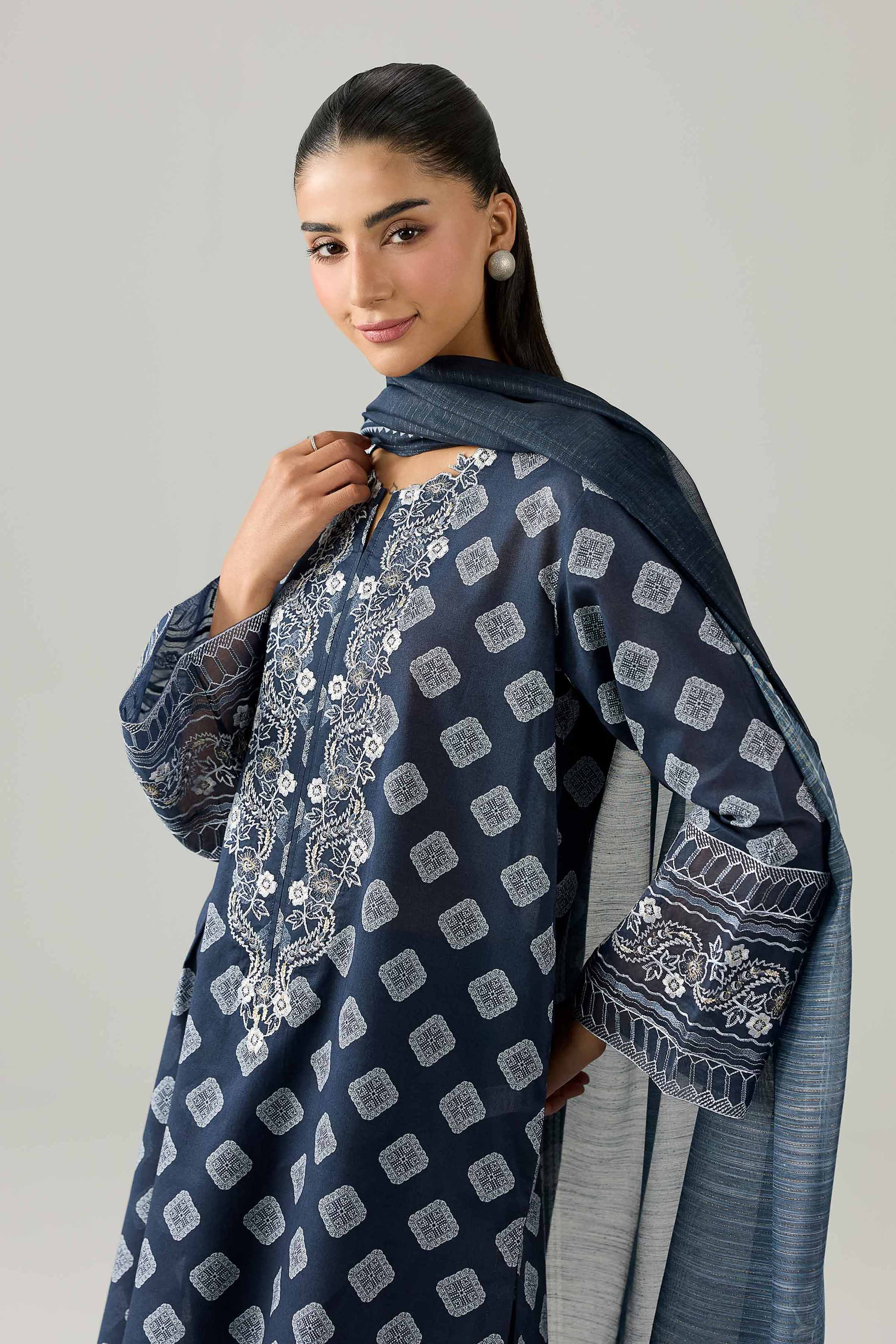 Nishat UK - Blue Embroidered Lawn 3 Pieces ready to wear Suit