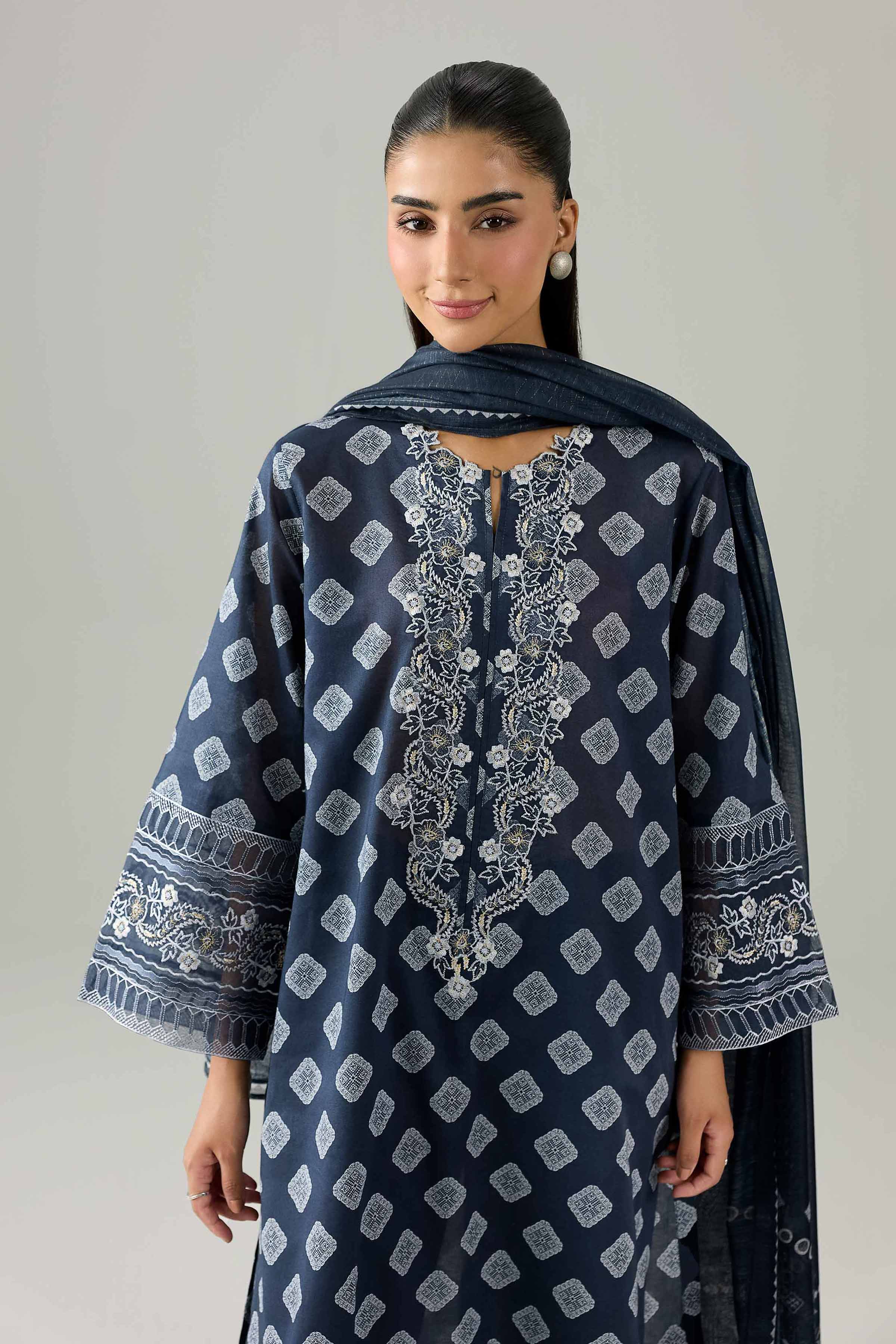 Nishat UK - Blue Embroidered Lawn 3 Pieces ready to wear Suit