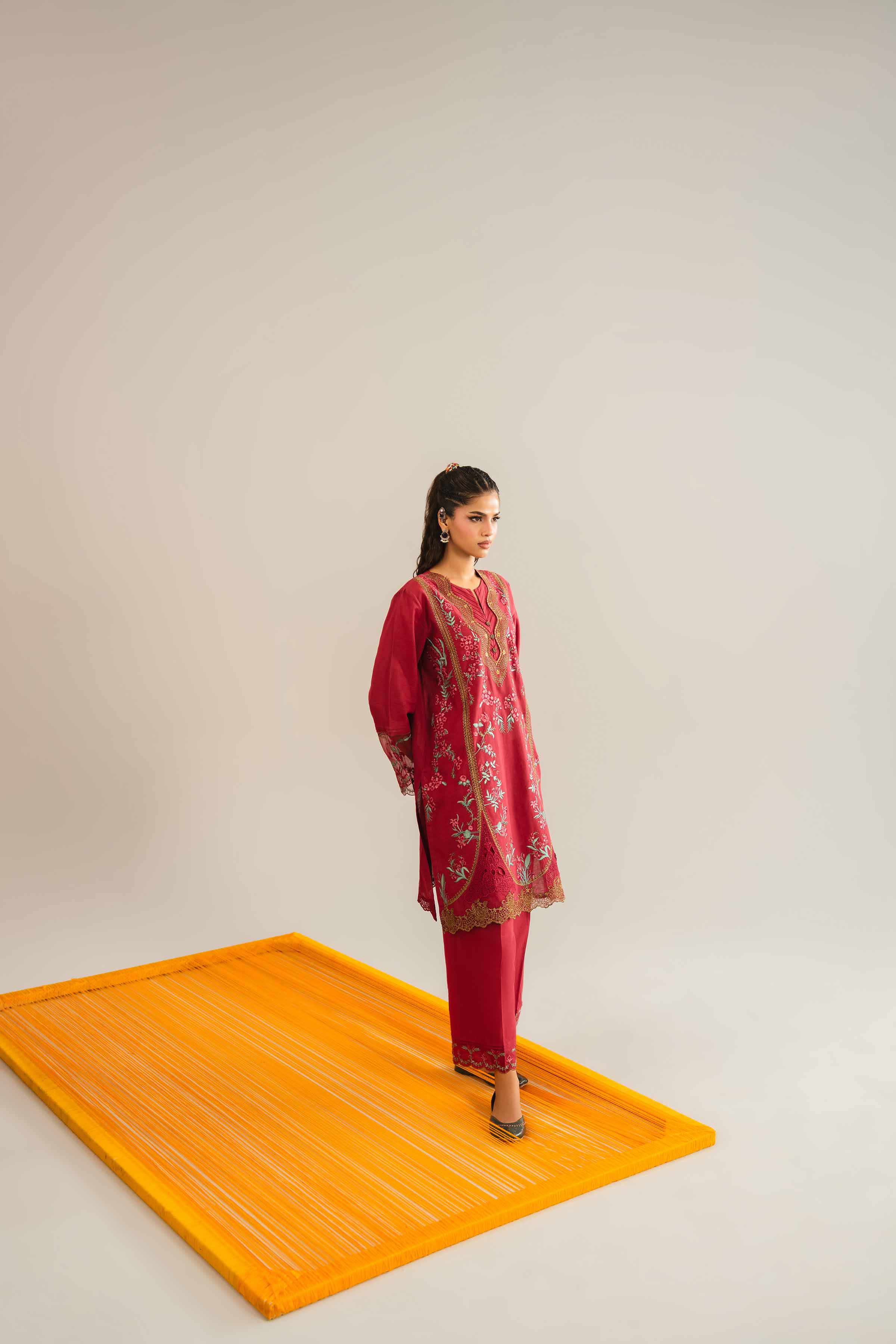 2 Piece - Embroidered Suit - PE26-46