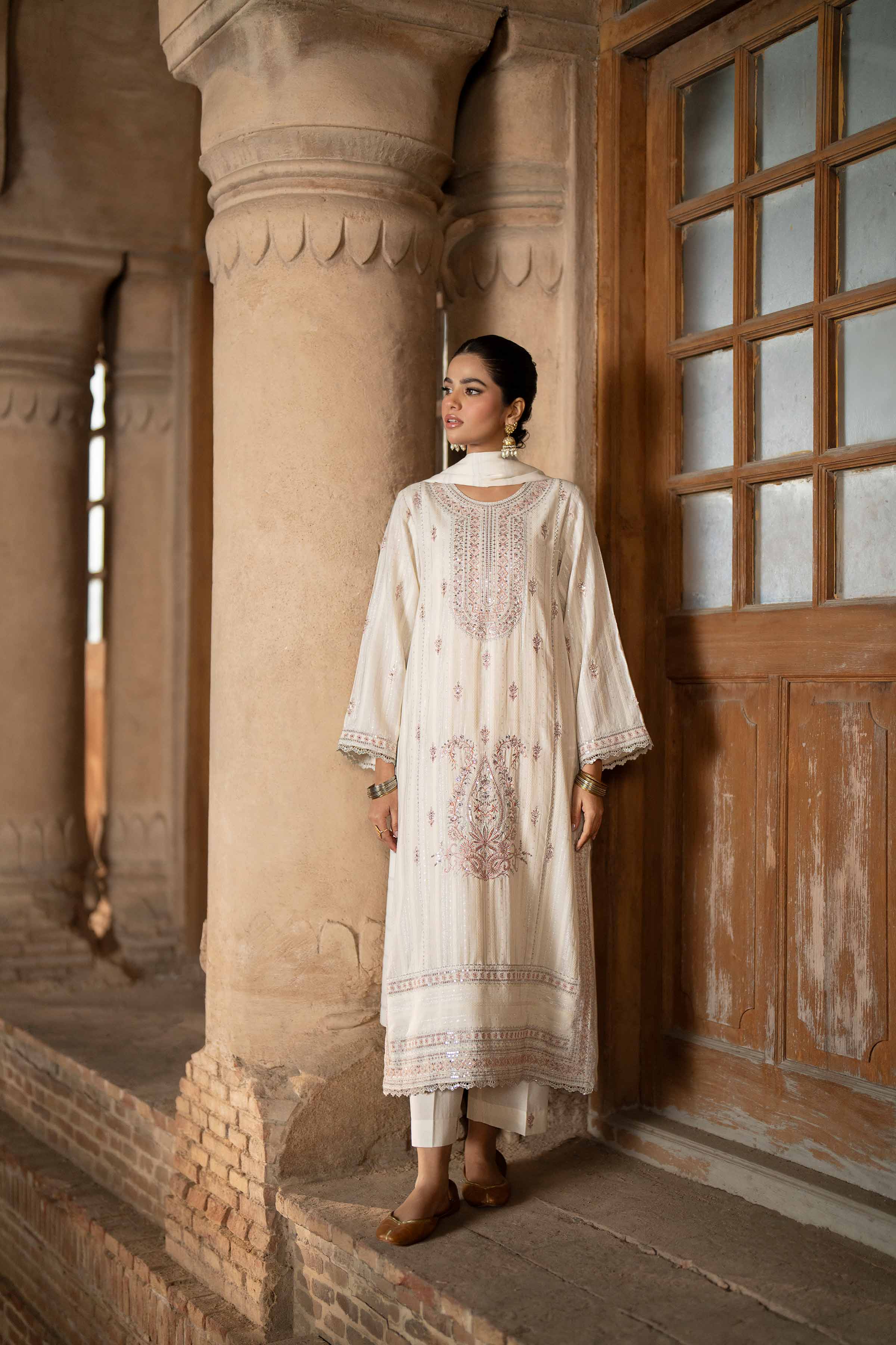 NishatUK - Off White Embroidered Jacquard 3-piece ready to wear Suit
