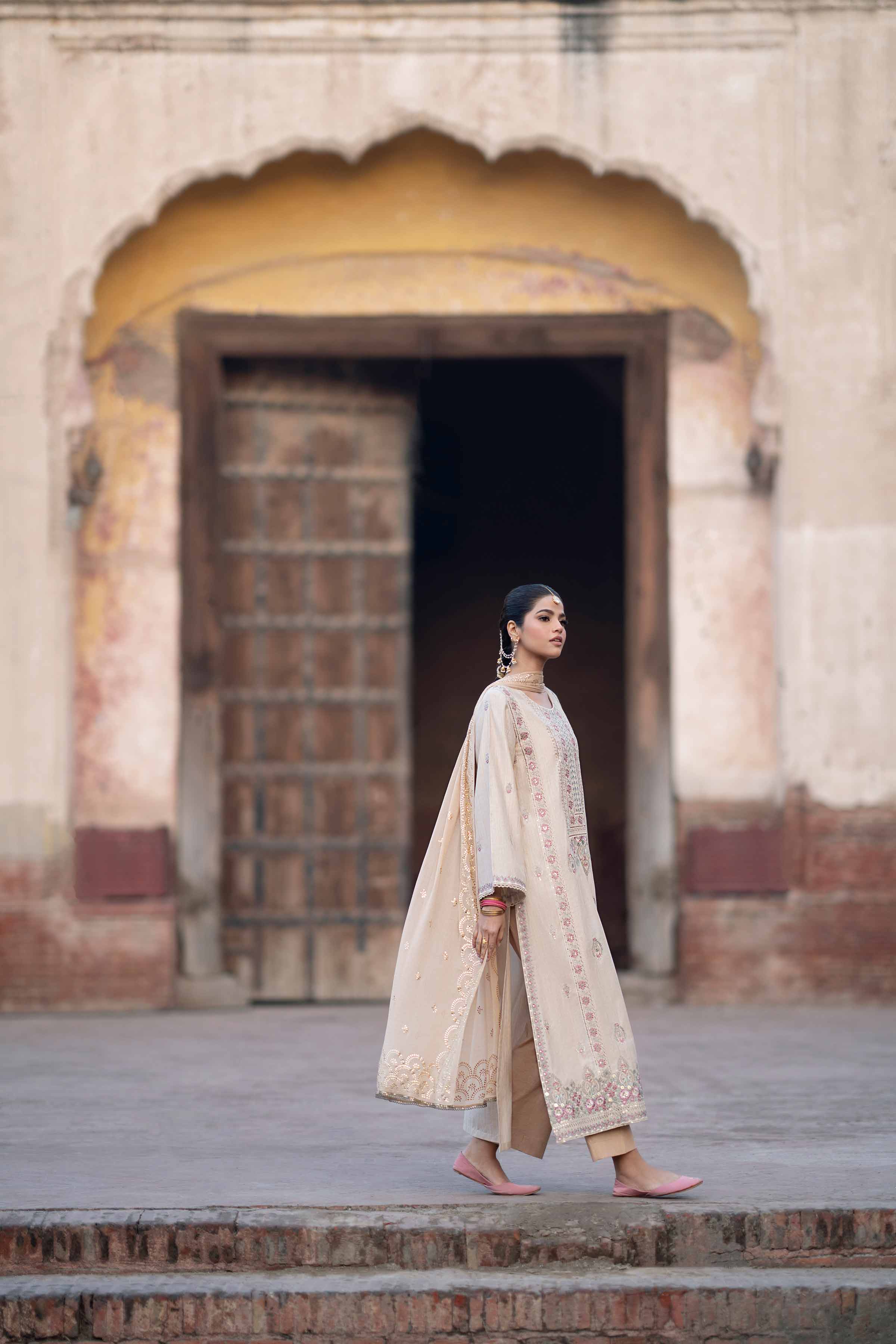 NishatUK - Off White Embroidered Yarn Dyed 3-piece ready to wear Suit
