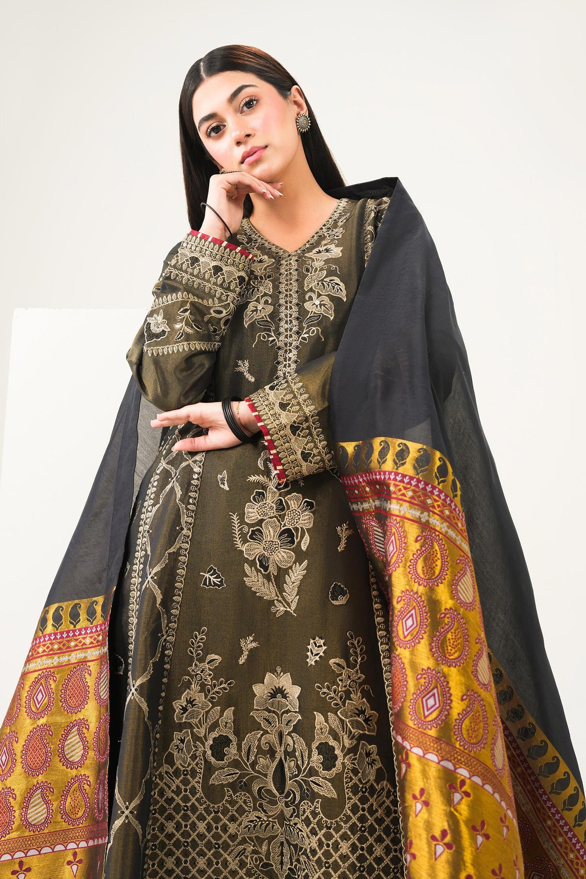 Nishat UK - Black Embroidered Yarn Dyed 3 Pieces ready to wear Suit