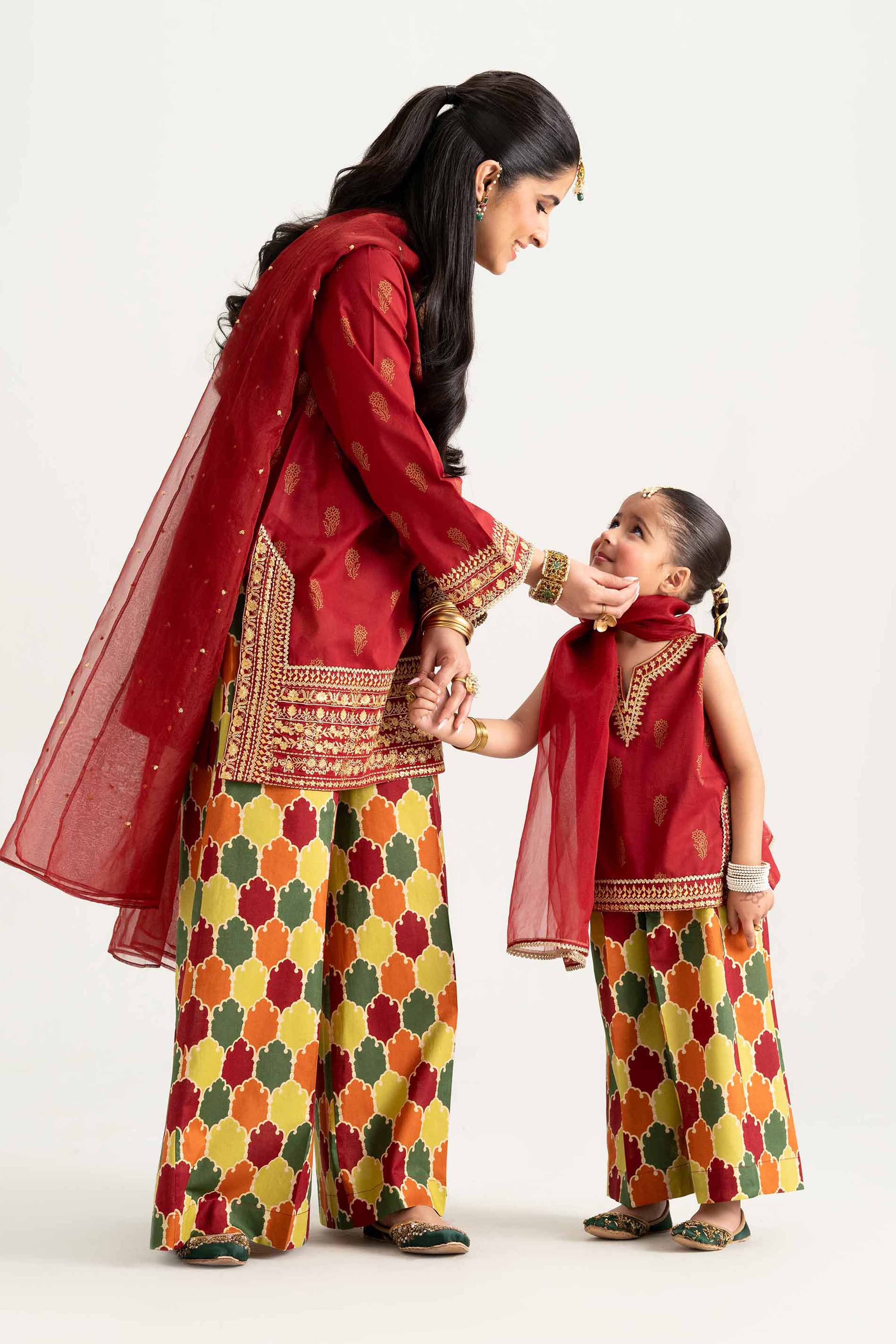 NishatUK - Maroon Embroidered Lawn 3-piece ready to wear Suit