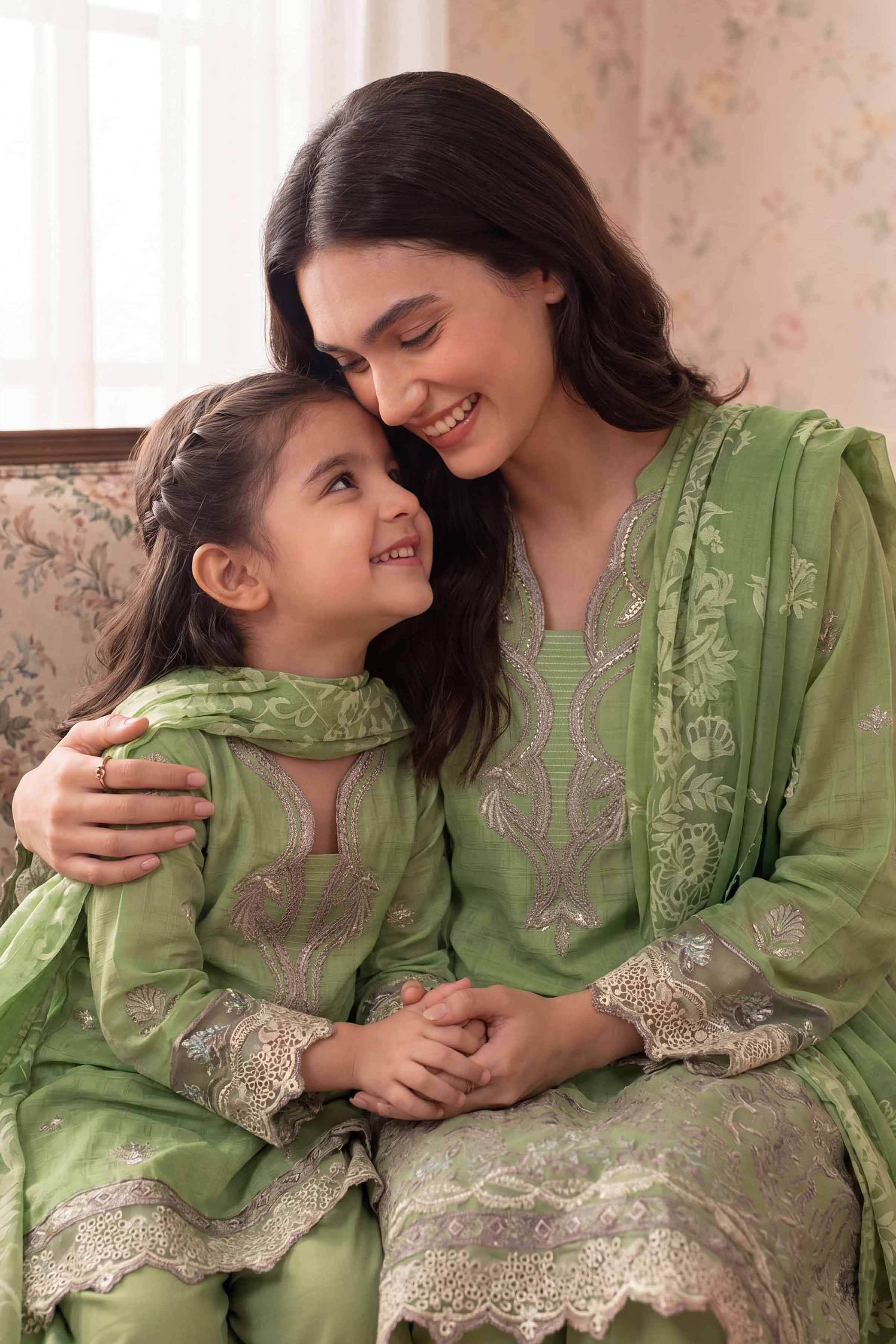 Nishat UK - Green Embroidered Lawn 3-piece ready to wear Suit