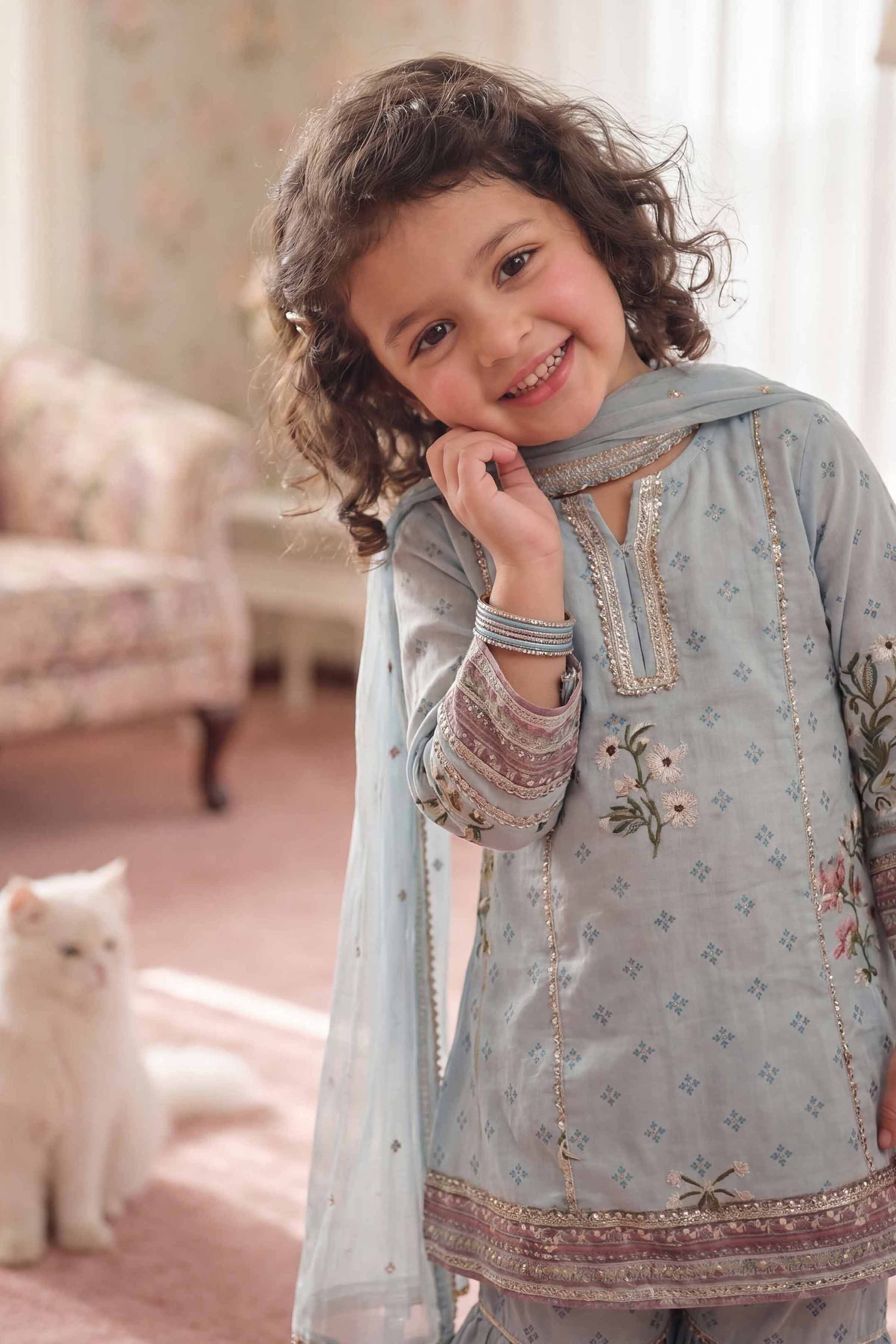 Nishat UK - Green Embroidered Lawn 3 Piece ready to wear Suit