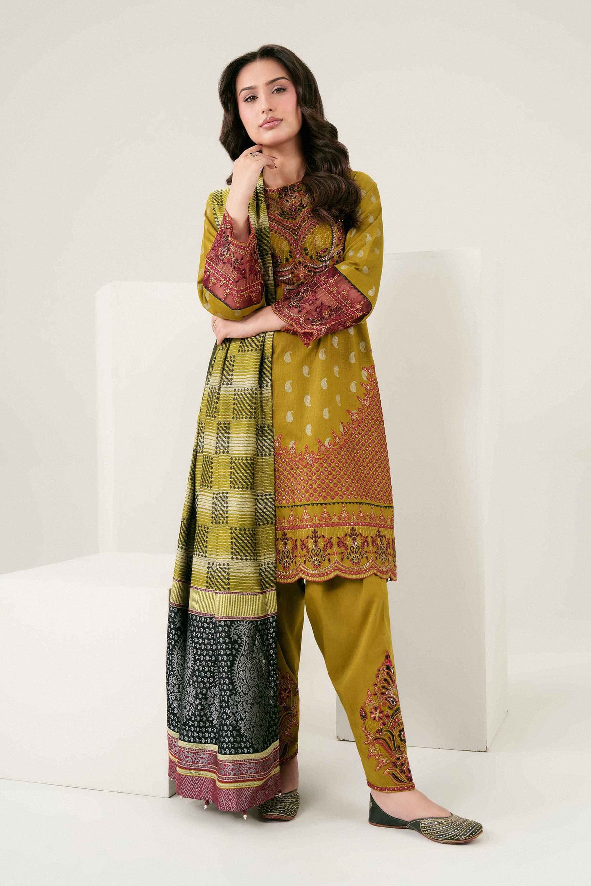 Nishat UK - Green Embroidered Karandi 3 Pieces ready to wear Suit