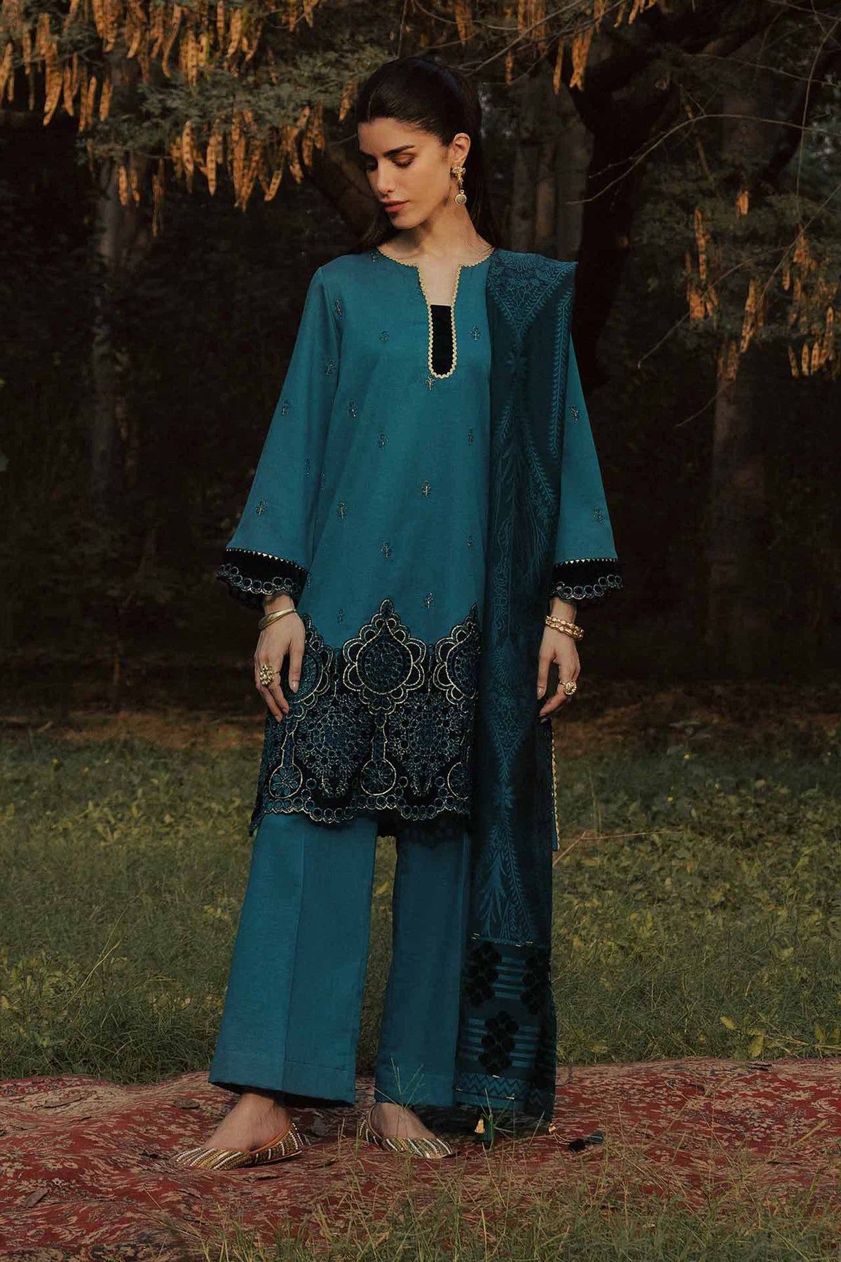 Nishat UK - Blue Embroidered Karandi 3 Pieces ready to wear Suit