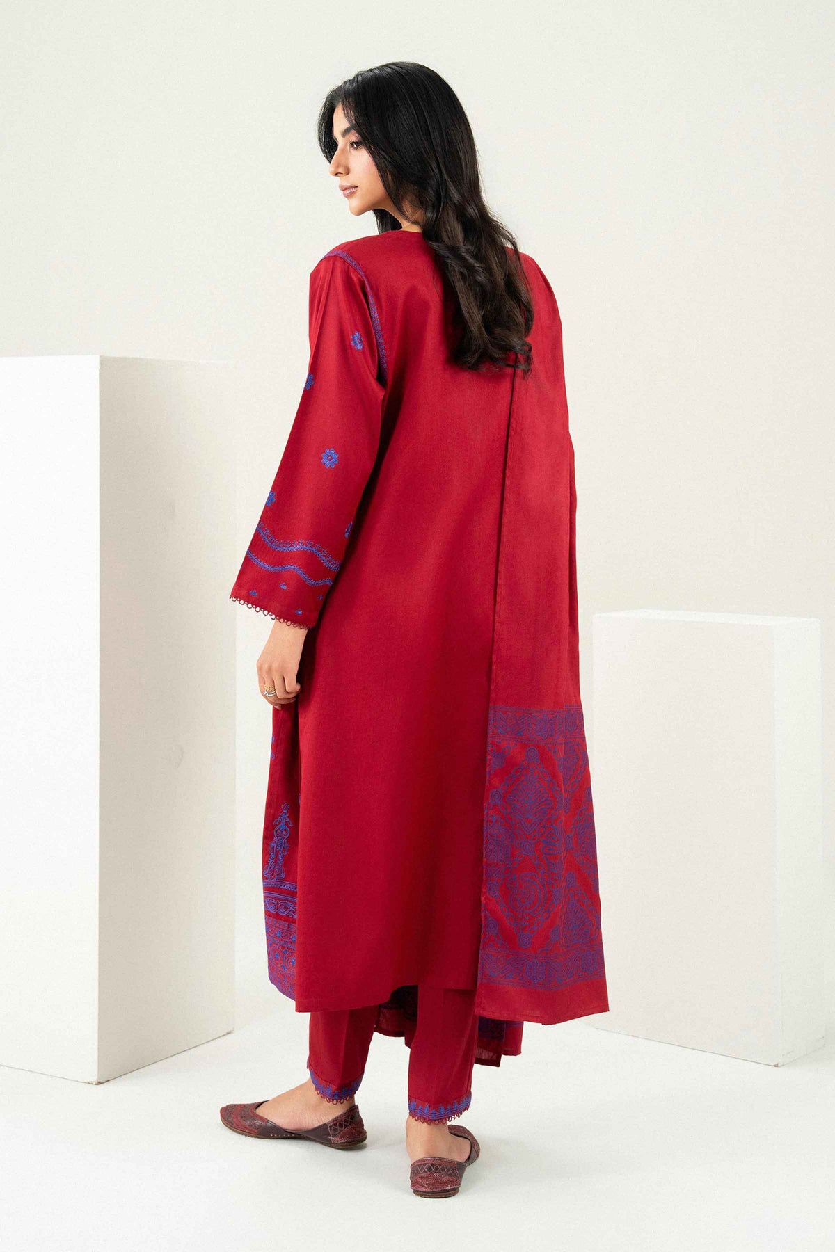 Nishat UK - Red Embroidered Viscose 3 Pieces ready to wear Suit