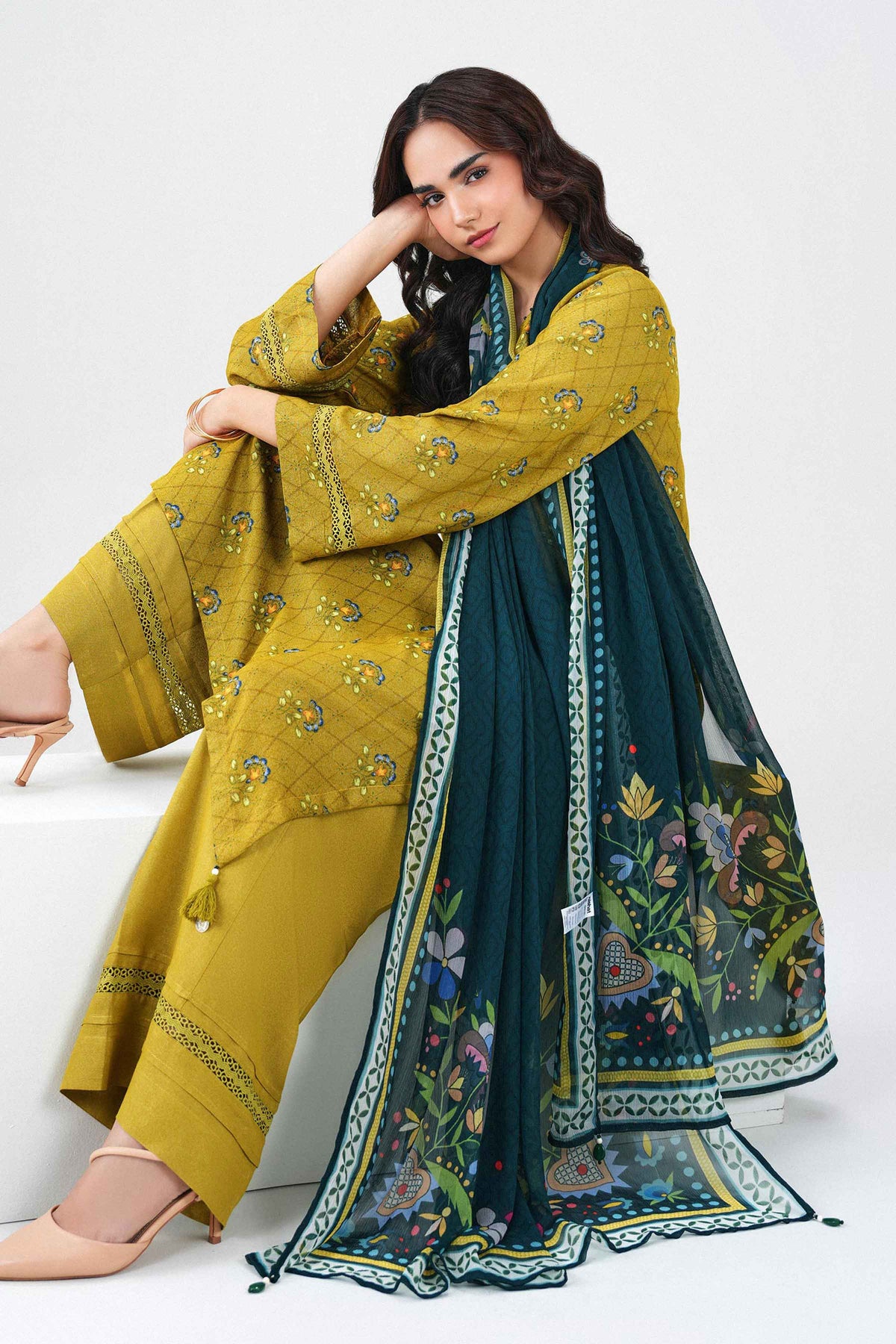 Nishat UK - Yellow Printed Karandi 3 Pieces ready to wear