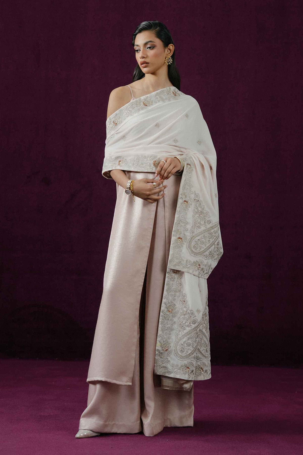 Nishat UK - White Embroidered Velvet 1 Piece ready to wear shawl