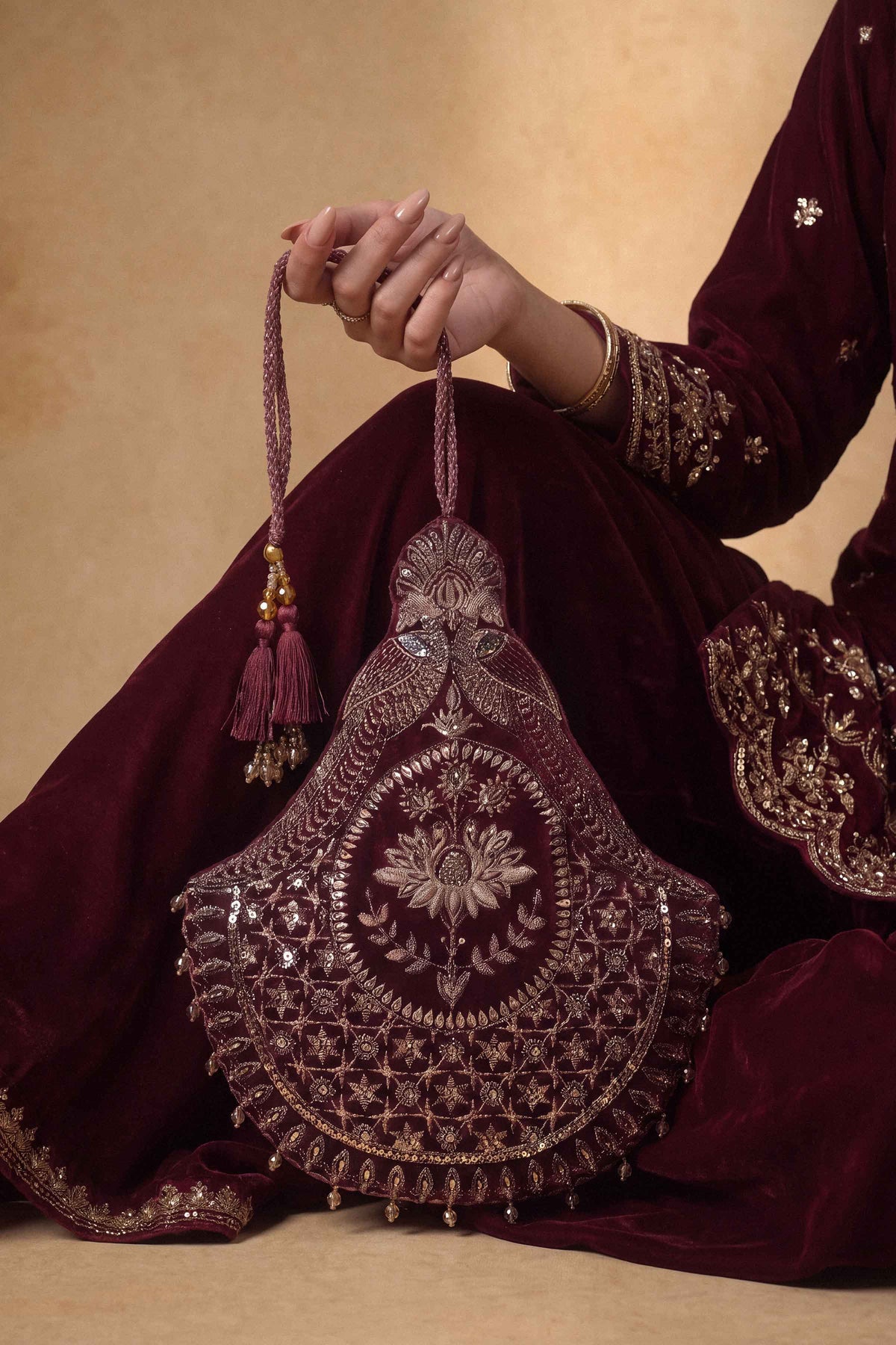 Nishat UK - Red Embroidered Velvet 1 Piece ready to wear Pouch