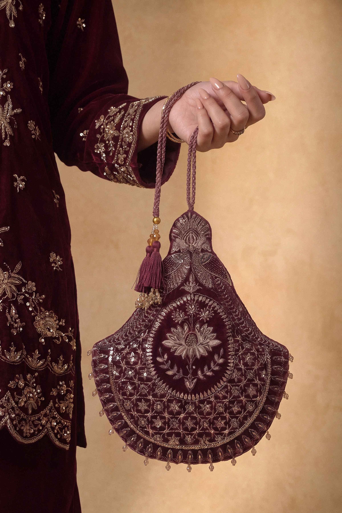 Nishat UK - Red Embroidered Velvet 1 Piece ready to wear Pouch