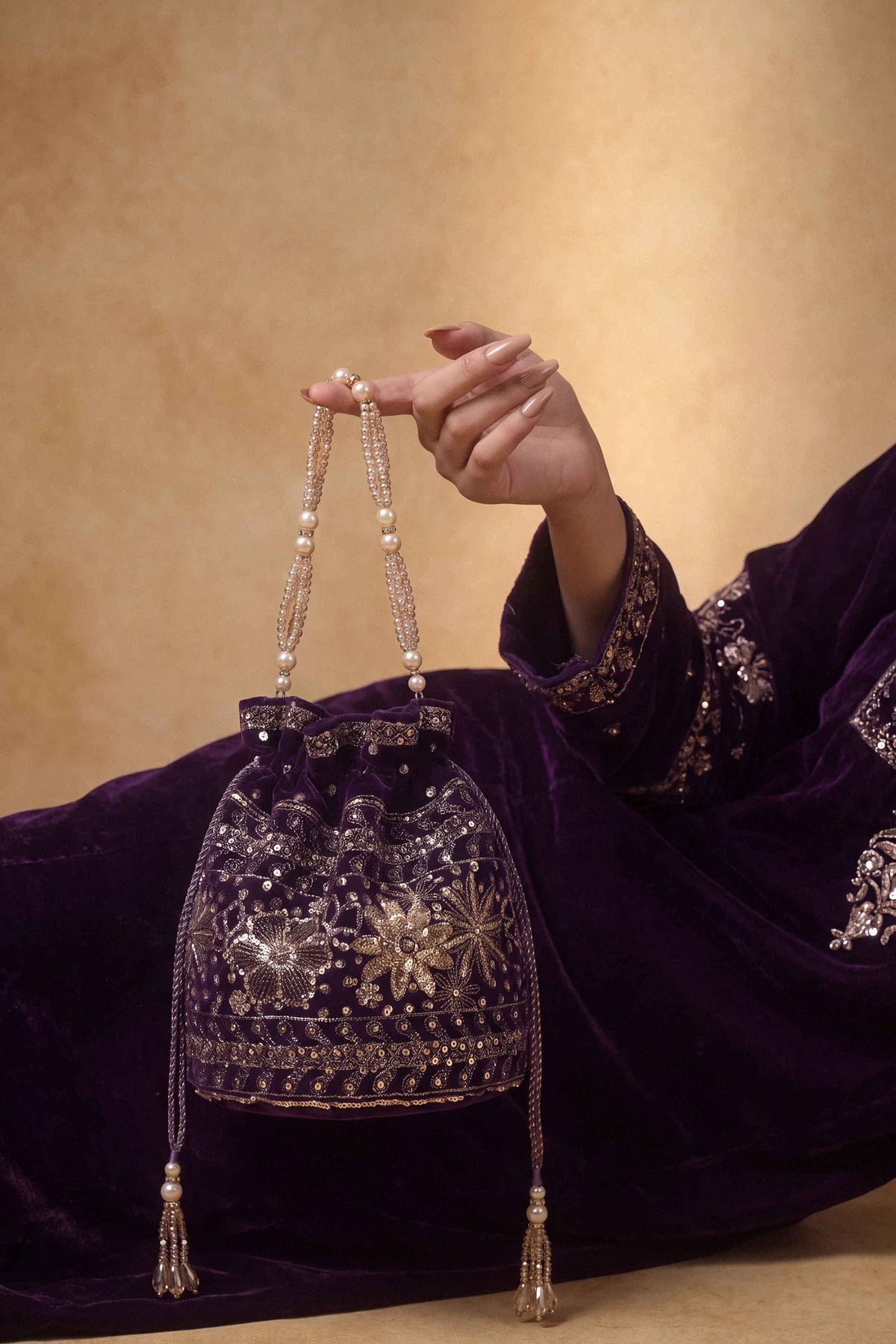 Nishat UK - Purple Embroidered Velvet 1 Piece ready to wear Pouch