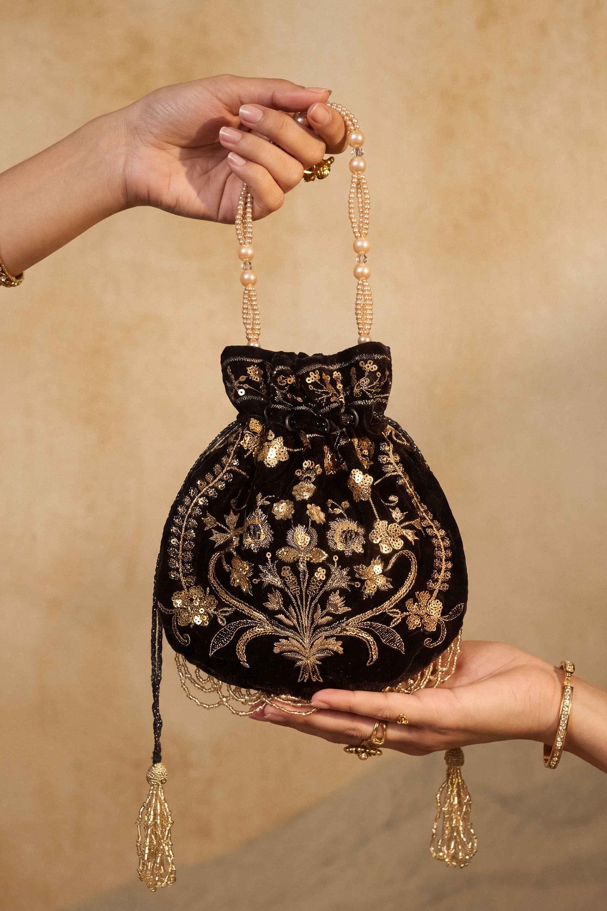 Nishat UK - Black Embroidered Velvet 1 Piece ready to wear Pouch