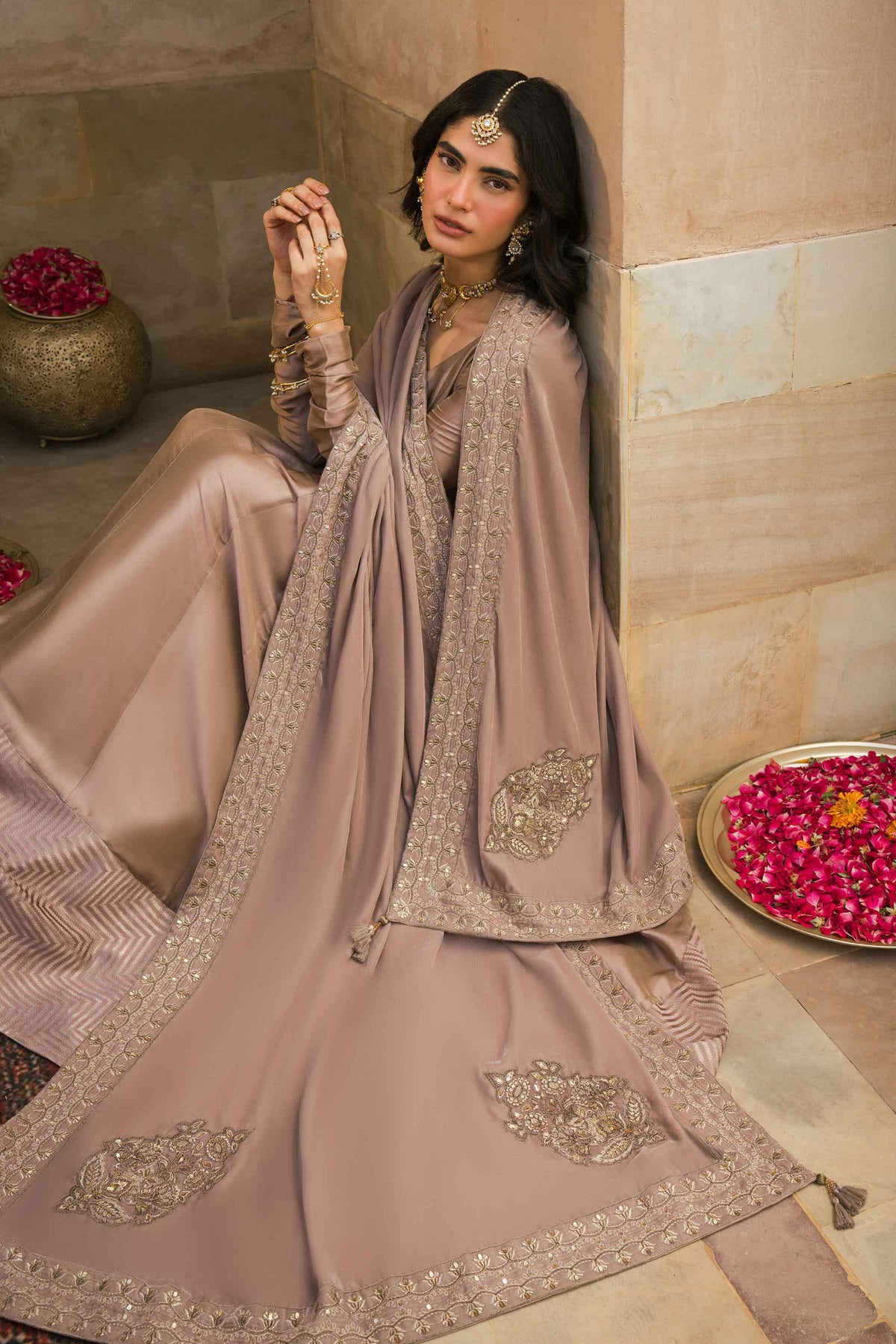 Nishat UK - Pink Embroidered Velvet 1 Piece ready to wear shawl