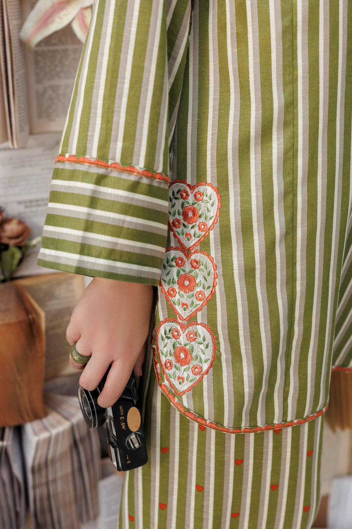Nishat UK - Green Embroidered Karandi 2 Pieces ready to wear Dress