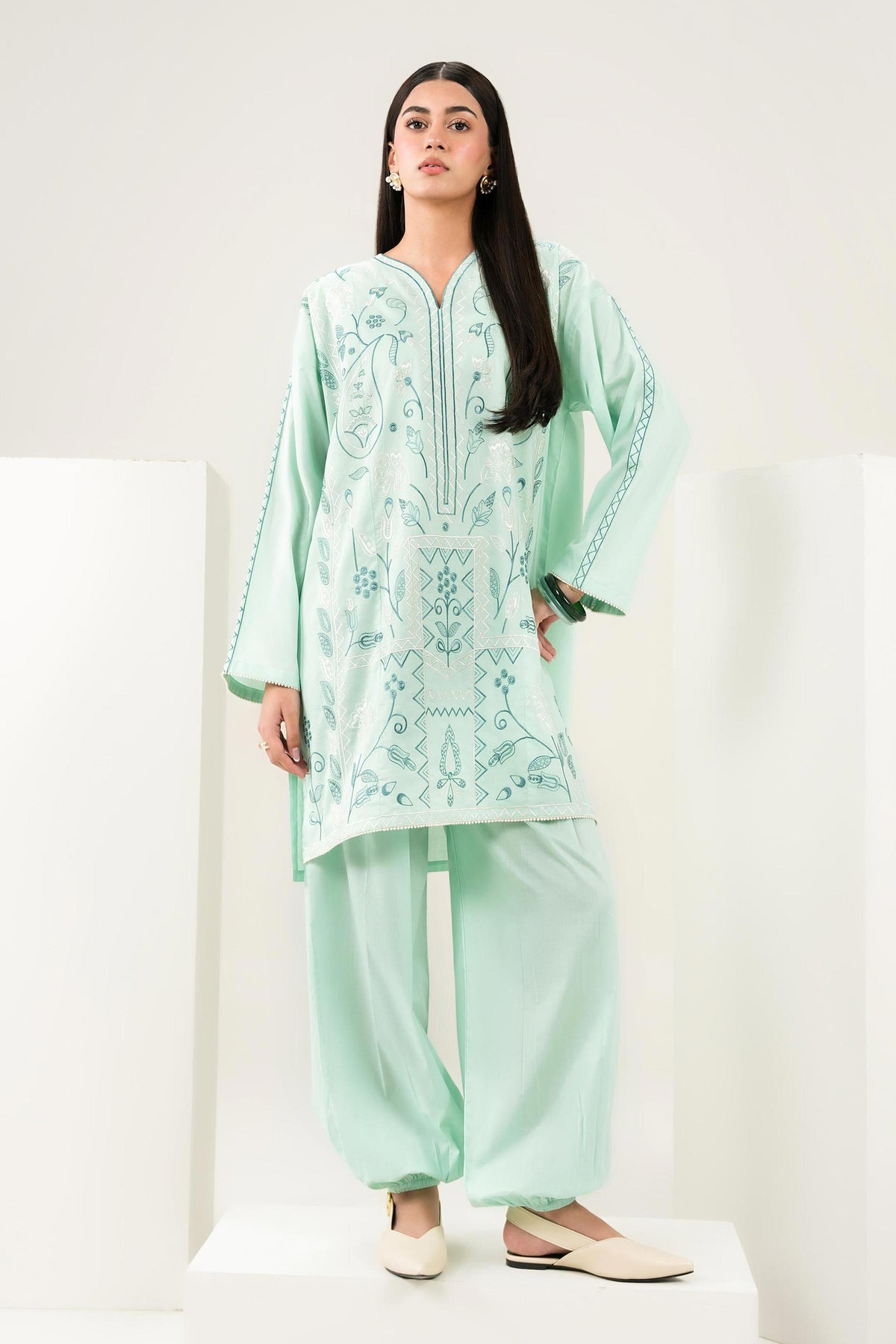 Nishat UK - Green Embroidered Cambric 2 Pieces ready to wear