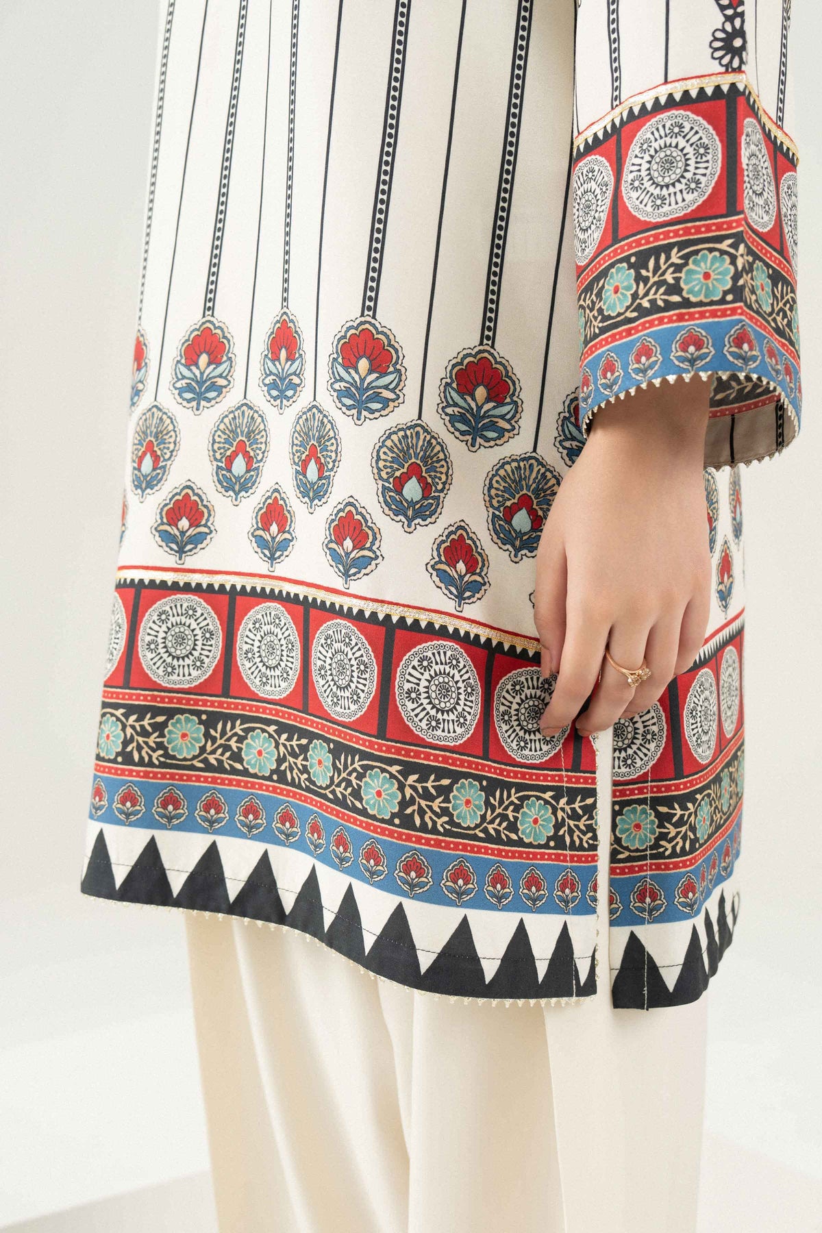 Nishat UK - Off White Printed Linen 2 Pieces ready to wear Dress
