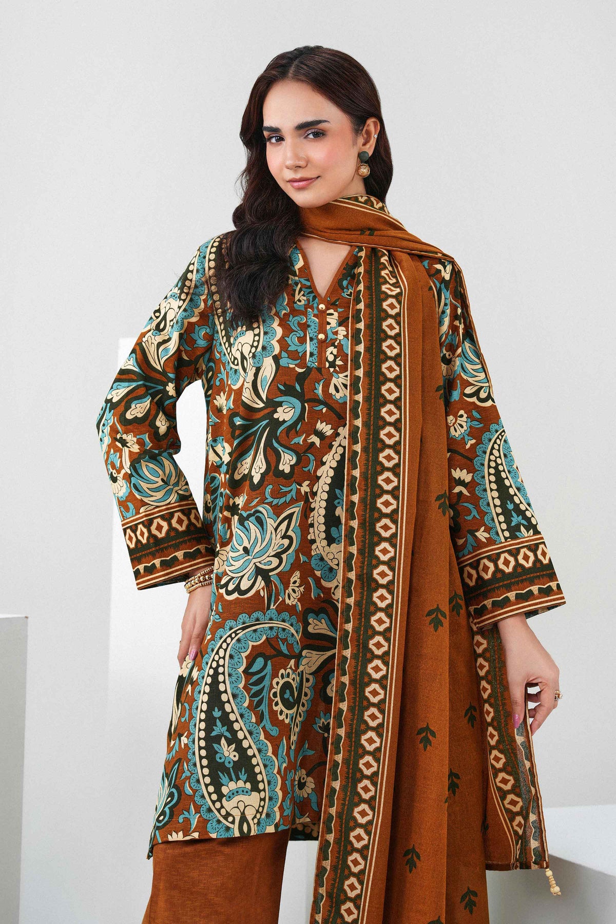 Nishat UK - Multi Printed Karandi 3 Pieces ready to wear