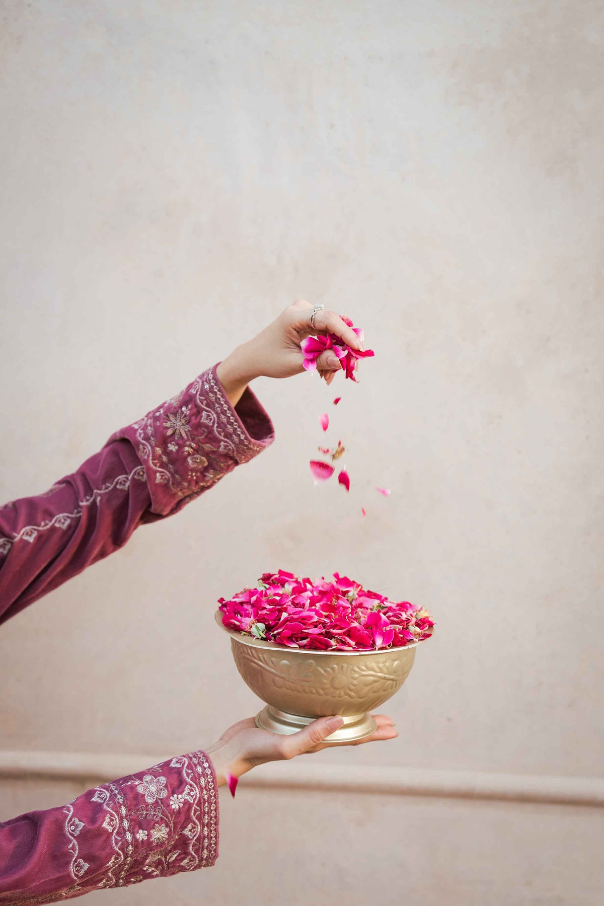 Nishat UK - Mauve-Pink Embroidered Velvet 3 Pieces ready to wear luxury Suit