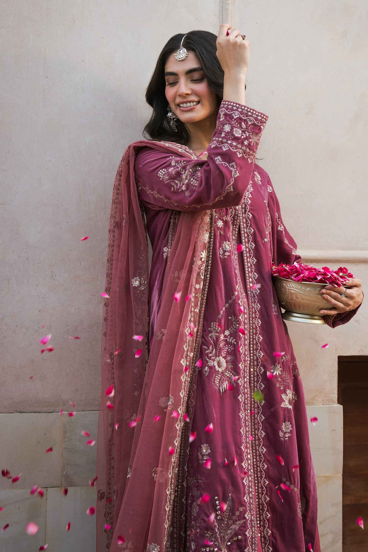 Nishat UK - Mauve-Pink Embroidered Velvet 3 Pieces ready to wear luxury Suit