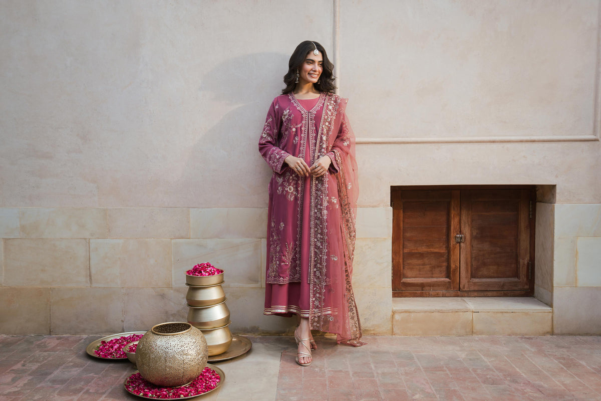 Nishat UK - Mauve-Pink Embroidered Velvet 3 Pieces ready to wear luxury Suit