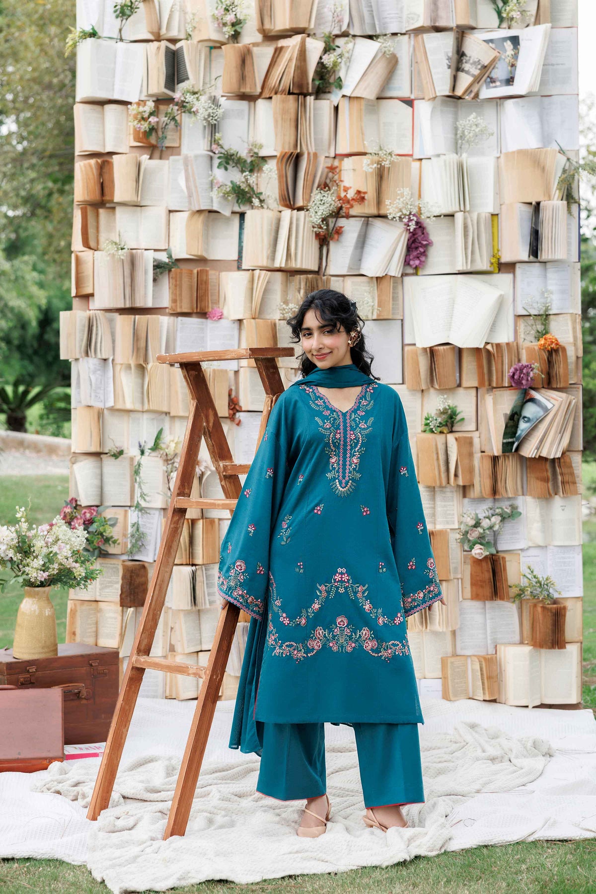 Nishat UK - Green Embroidered Karandi 3 Pieces ready to wear Suit