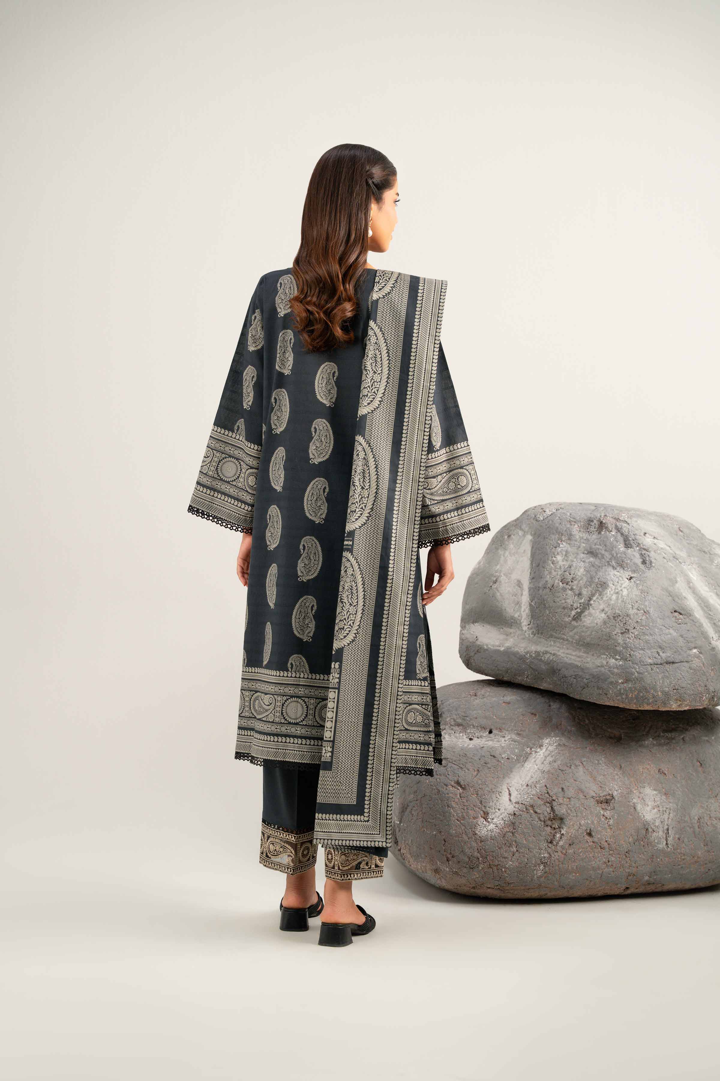 Nishat UK - Black Embroidered Lawn 3 Pieces unstitched suit