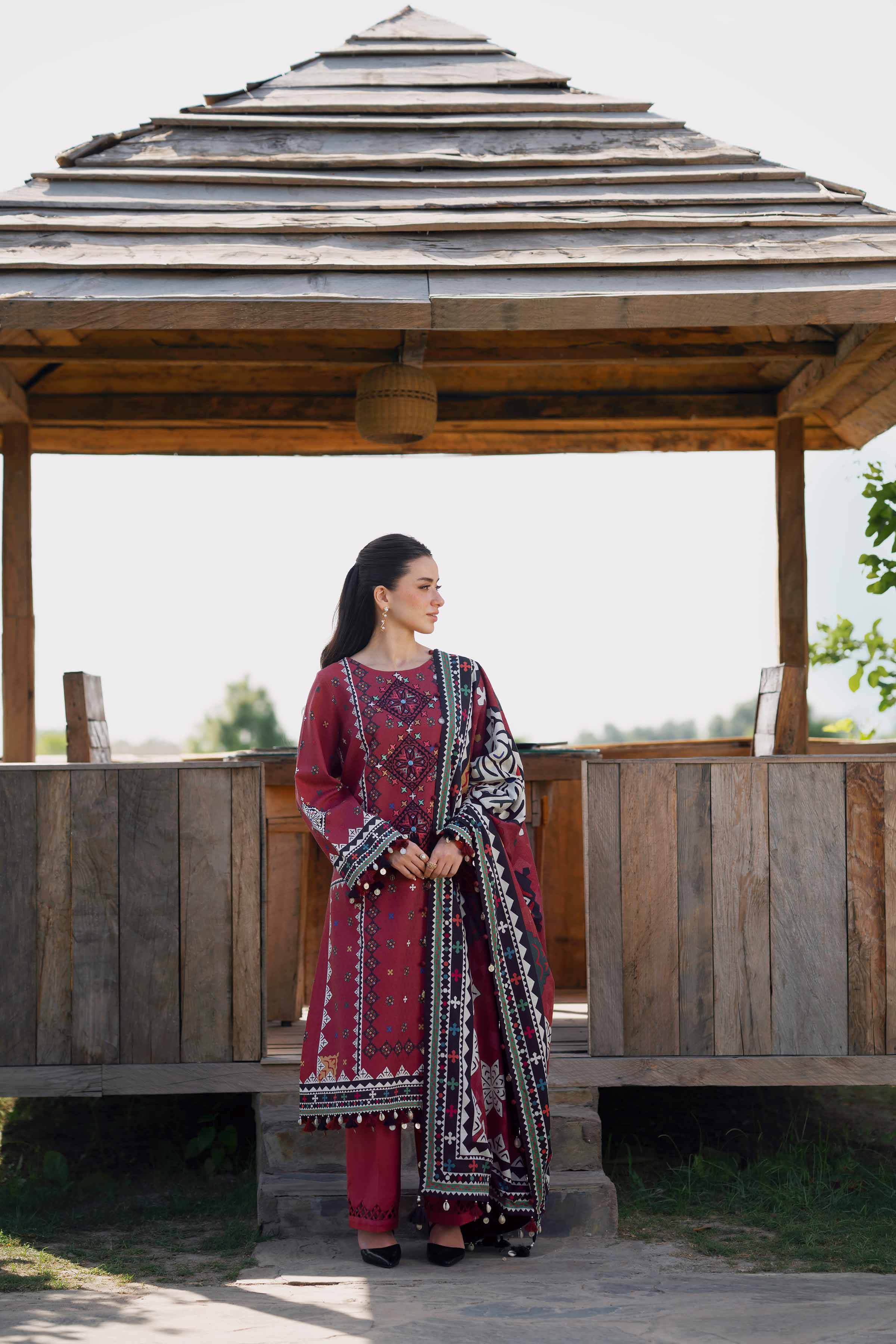 Nishat UK - Pink Embroidered Jacquard 3 Pieces unstitched suit