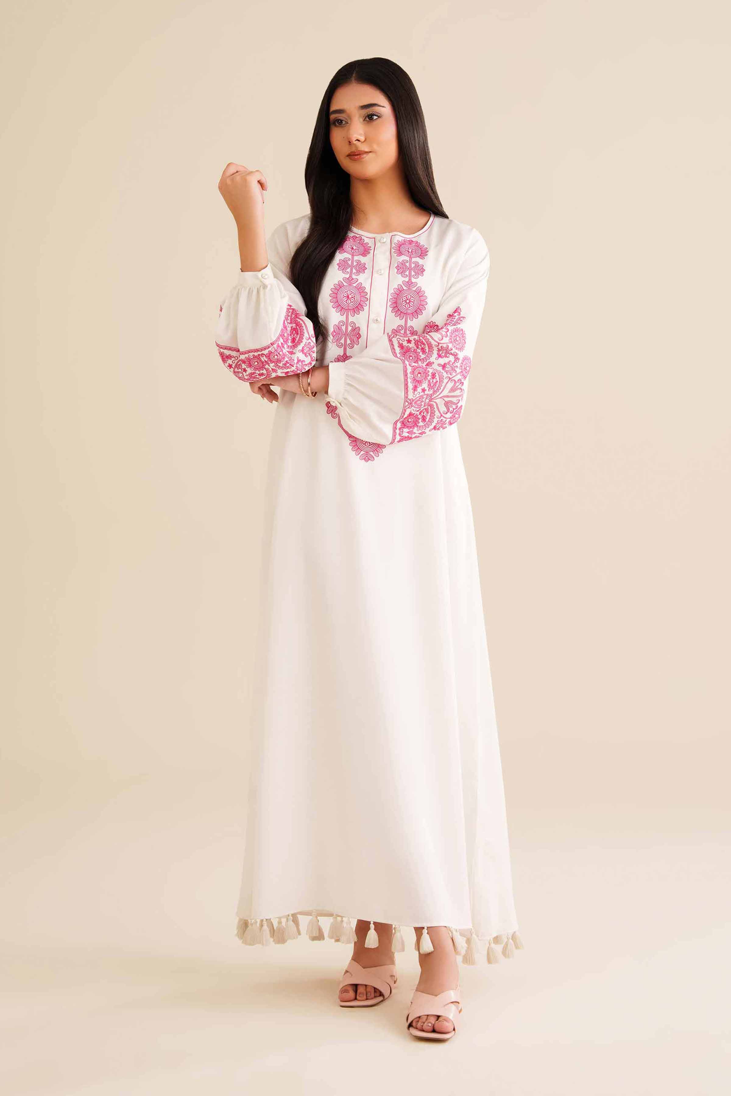 NishatUK - White Embroidered Crepe 1-piece ready to wear Fustan