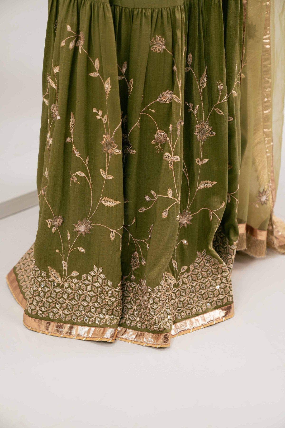 Nishat UK - Green Embroidered Silk 3 Pieces ready to wear Suit