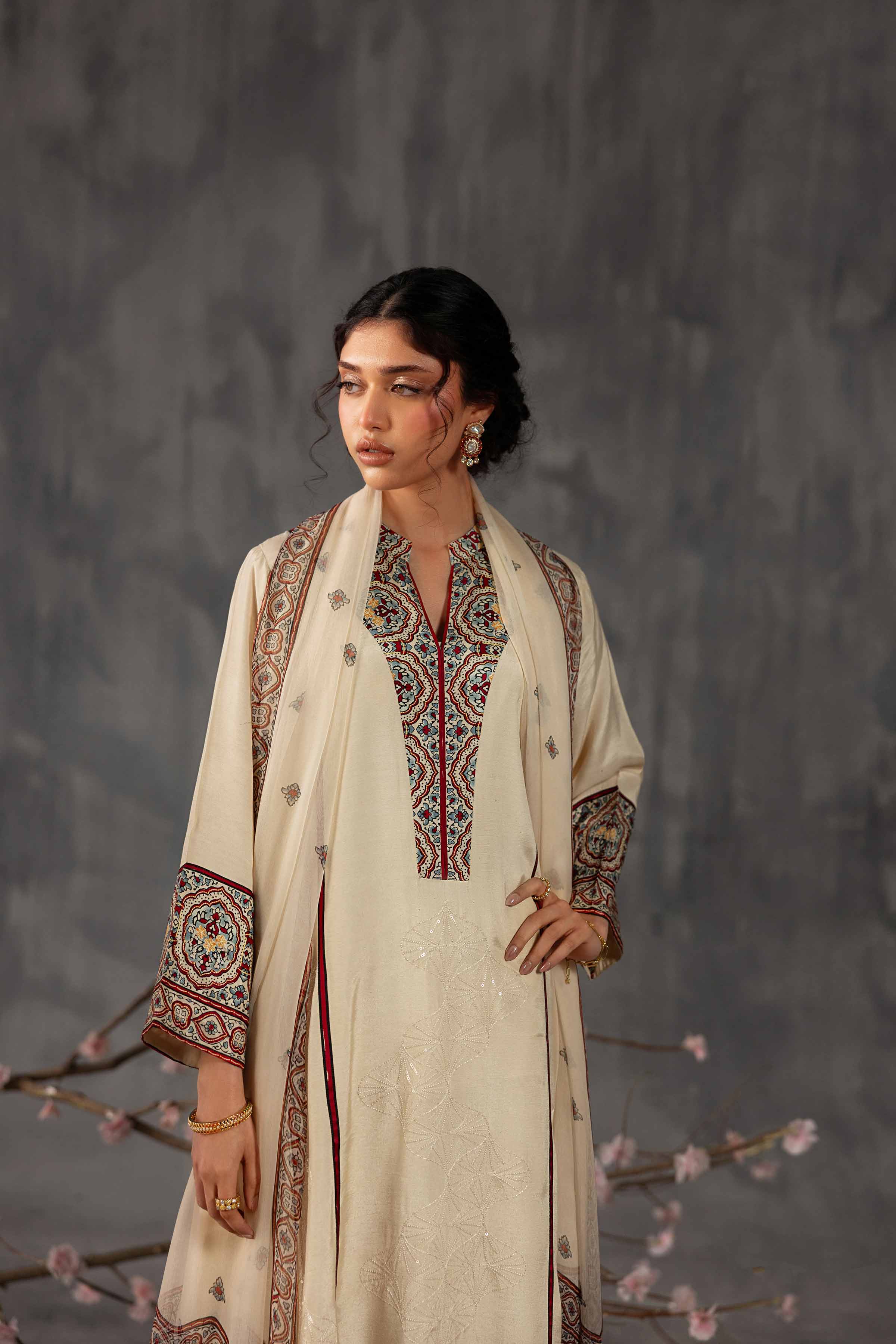 Nishat UK - Off White Embroidered Silk 3 Pieces ready To Wear luxury Suit