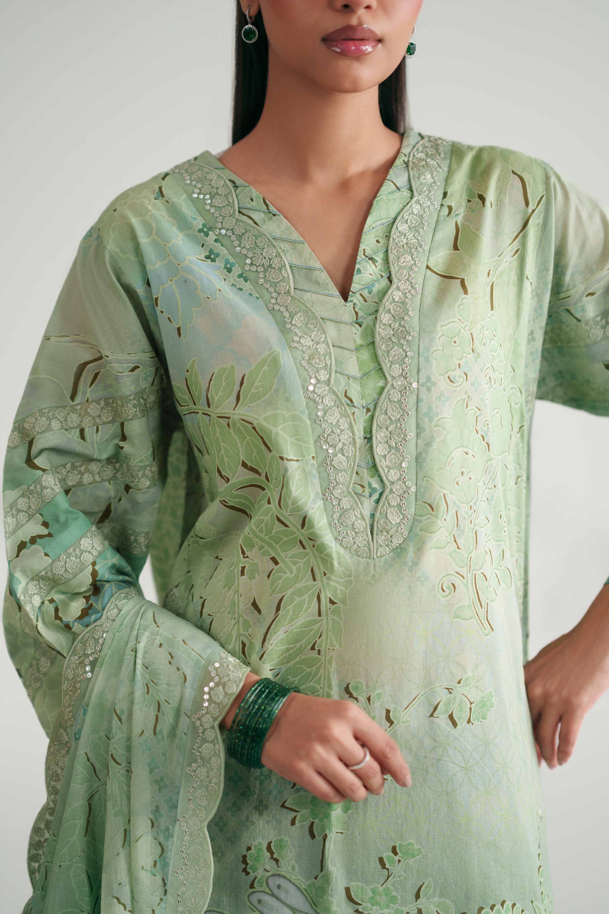 Nishat UK - Green Embroidered Lawn 3 Pieces ready to wear Suit