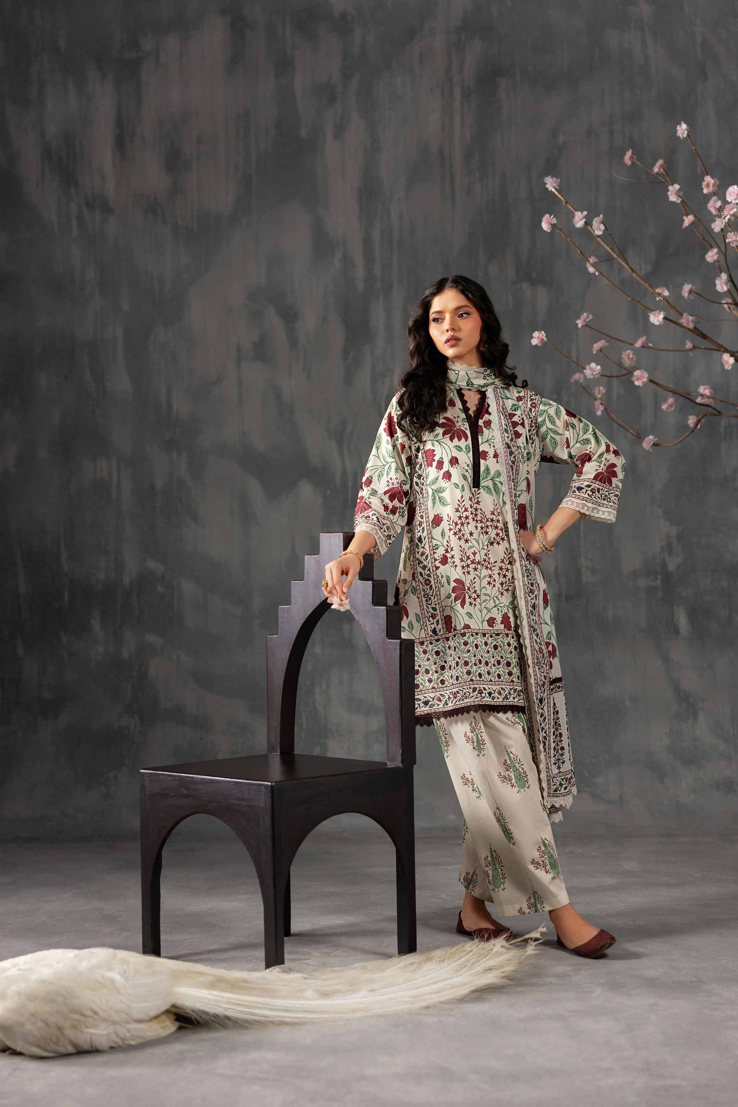 Nishat UK - Off White Printed Lawn 3-piece ready to wear luxury Suit
