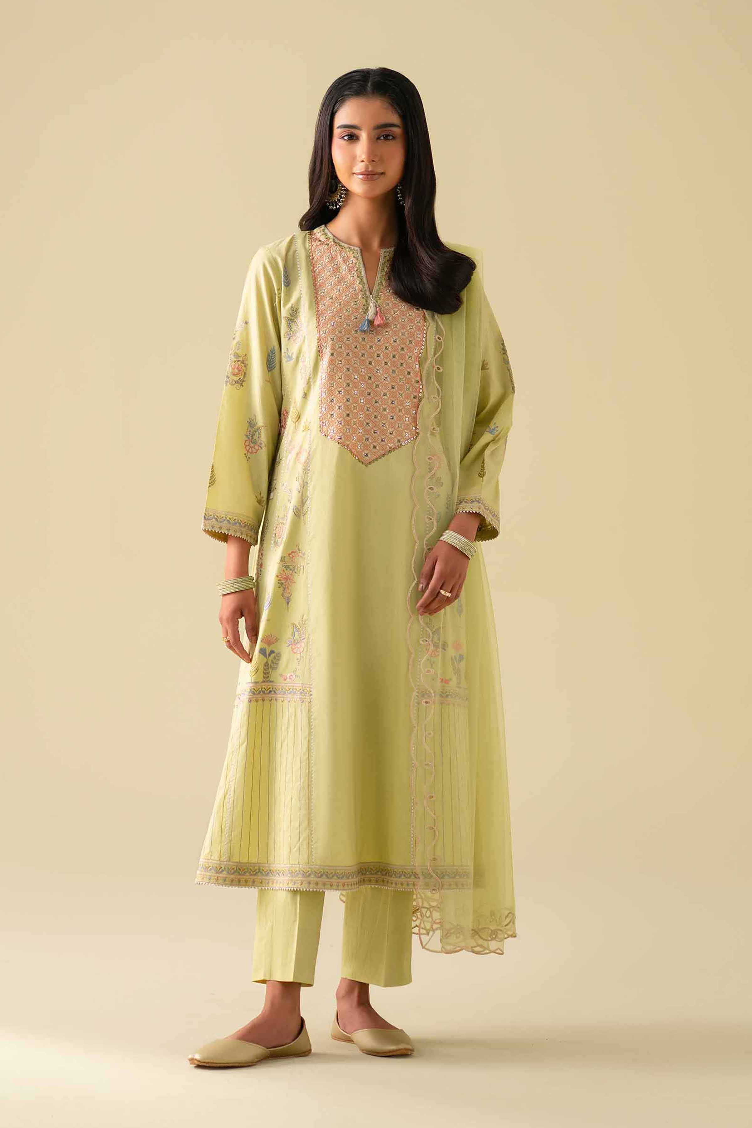 Nishat UK - Green Embroidered Cambric 3 Pieces ready to wear Suit